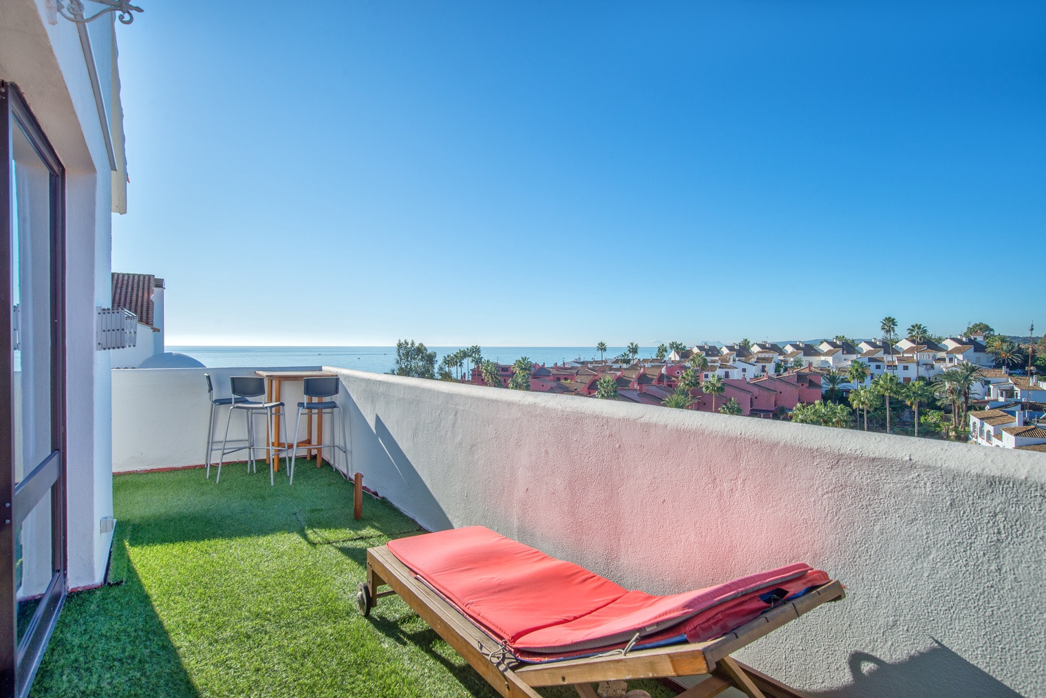 Triplex in Estepona West