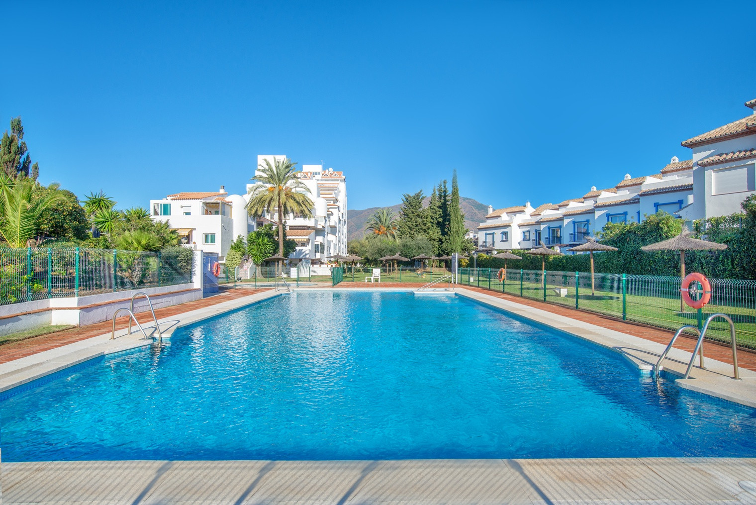 Triplex in Estepona West