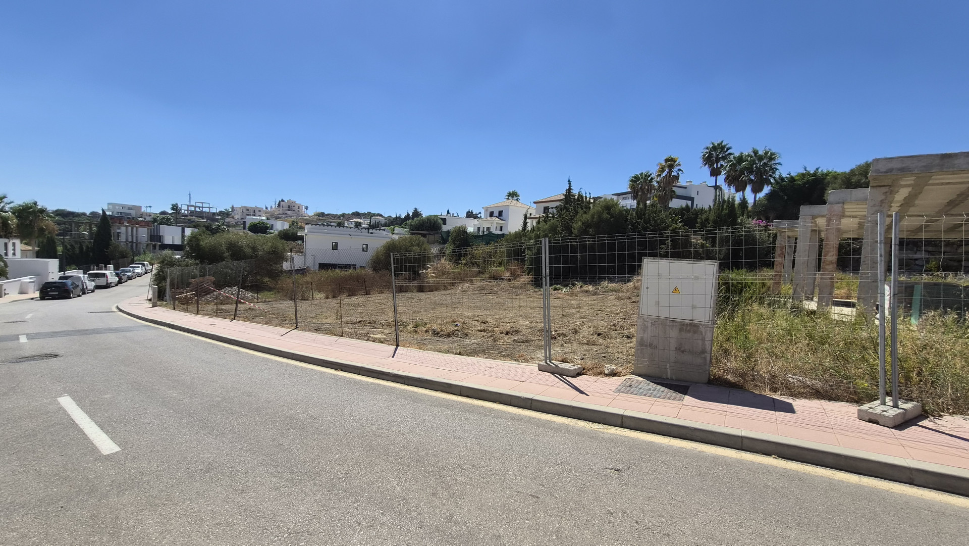 Plot in Estepona West
