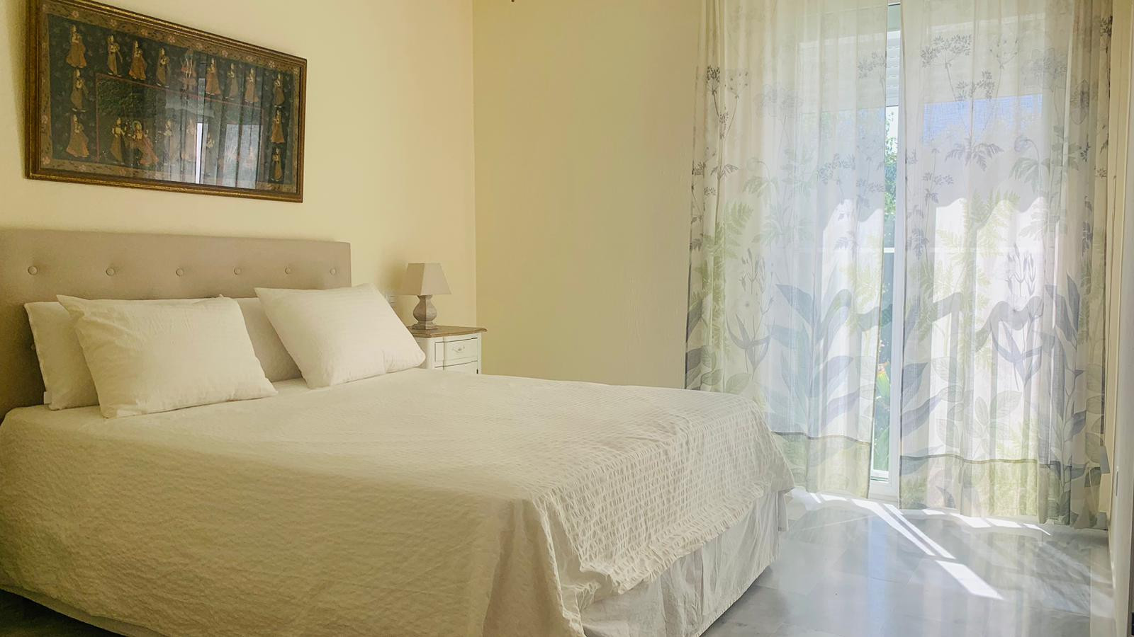 Apartment in Estepona East