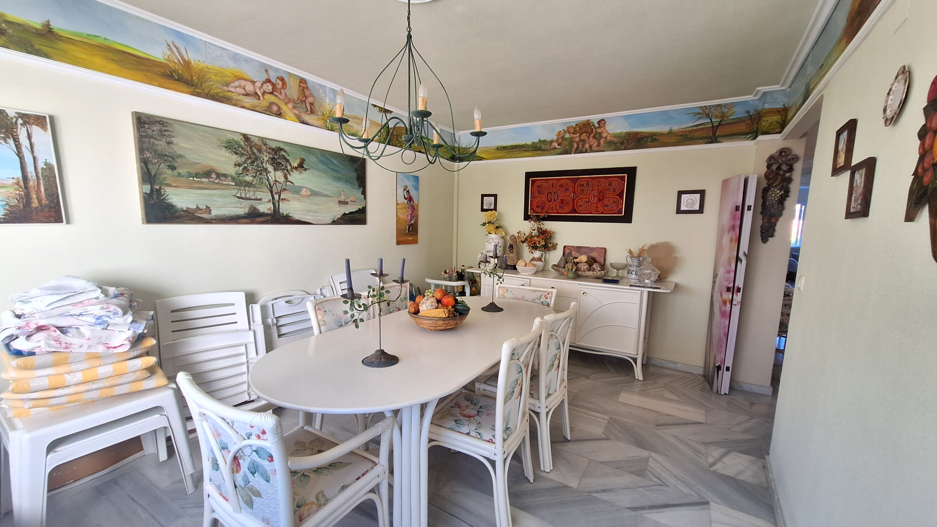 Town House in Estepona West