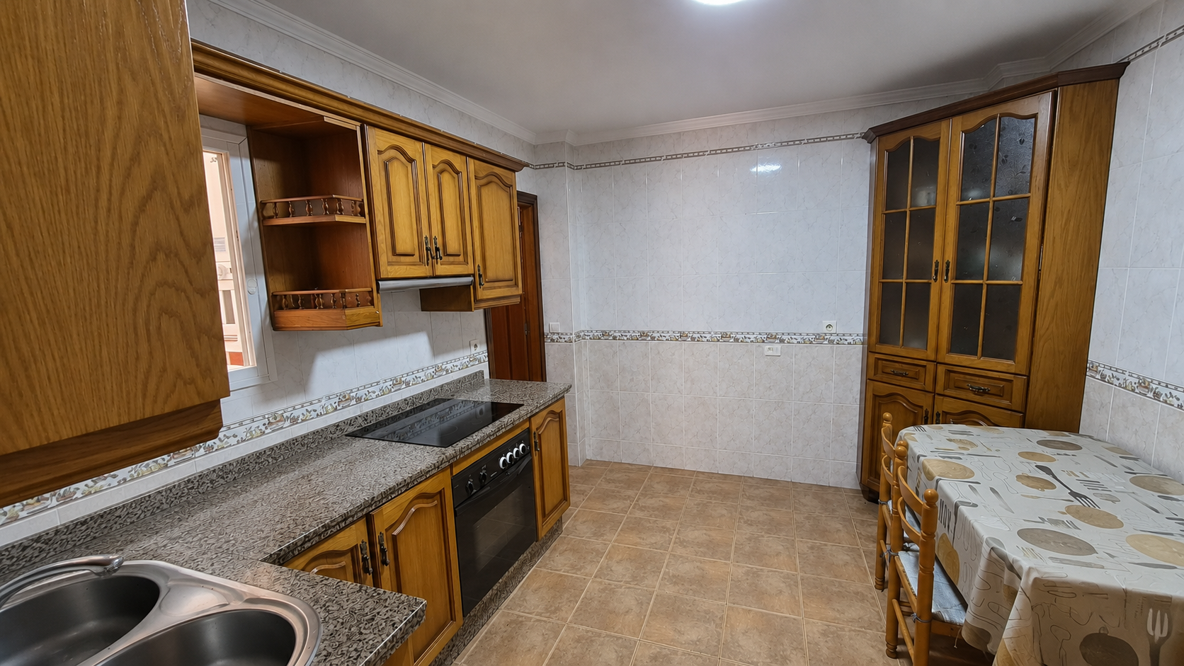 Town House in Estepona Town