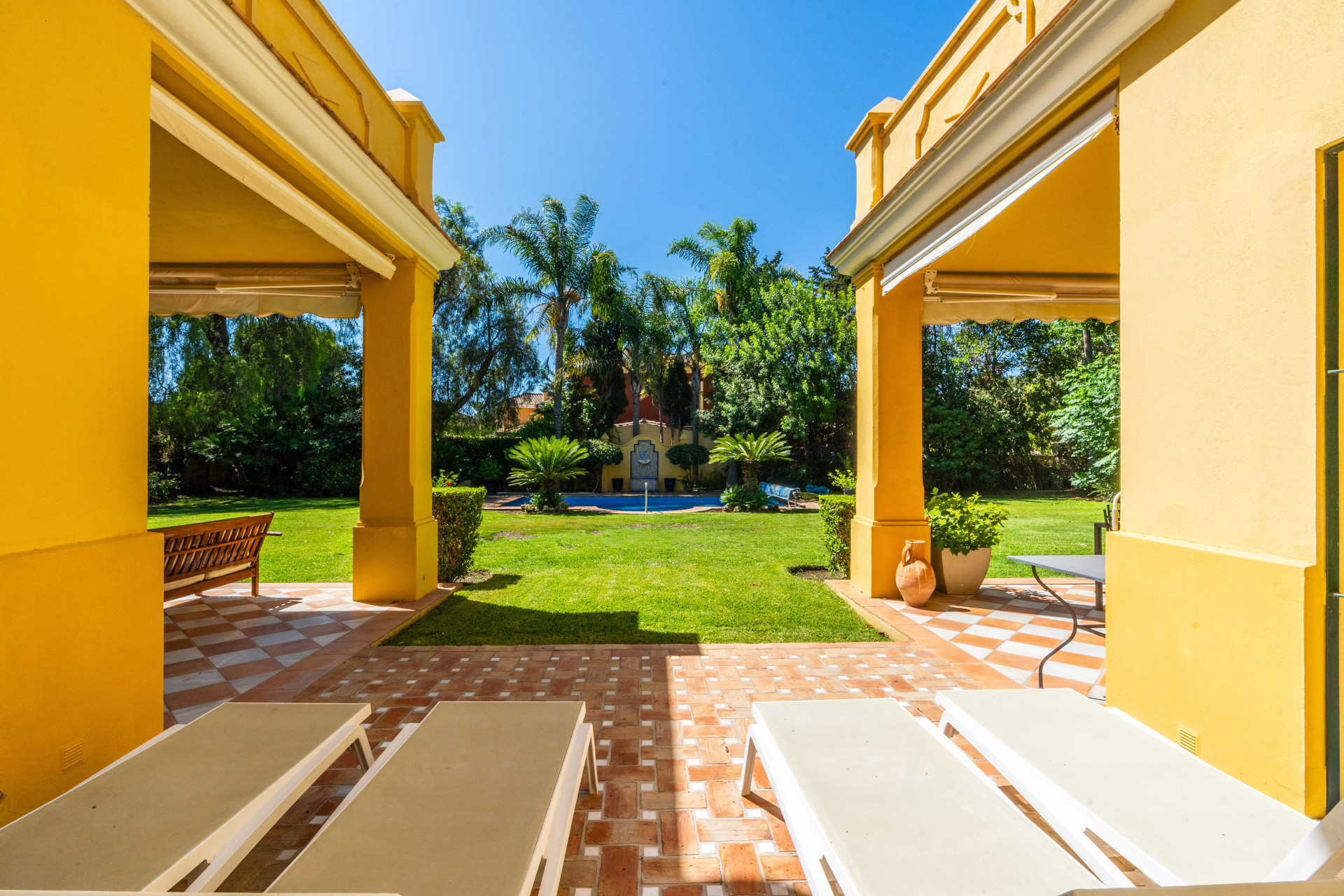 Villa in Guadalmina Baja