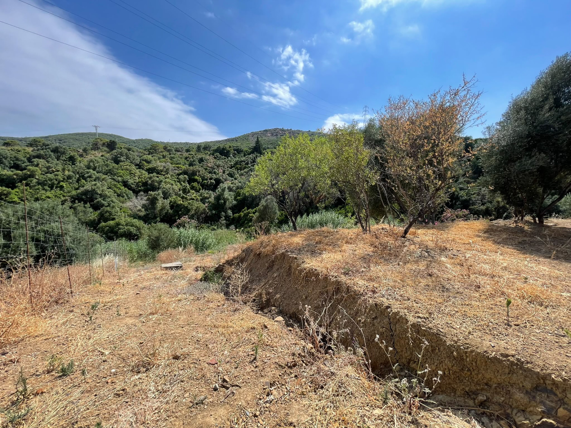Plot in Altos de Estepona