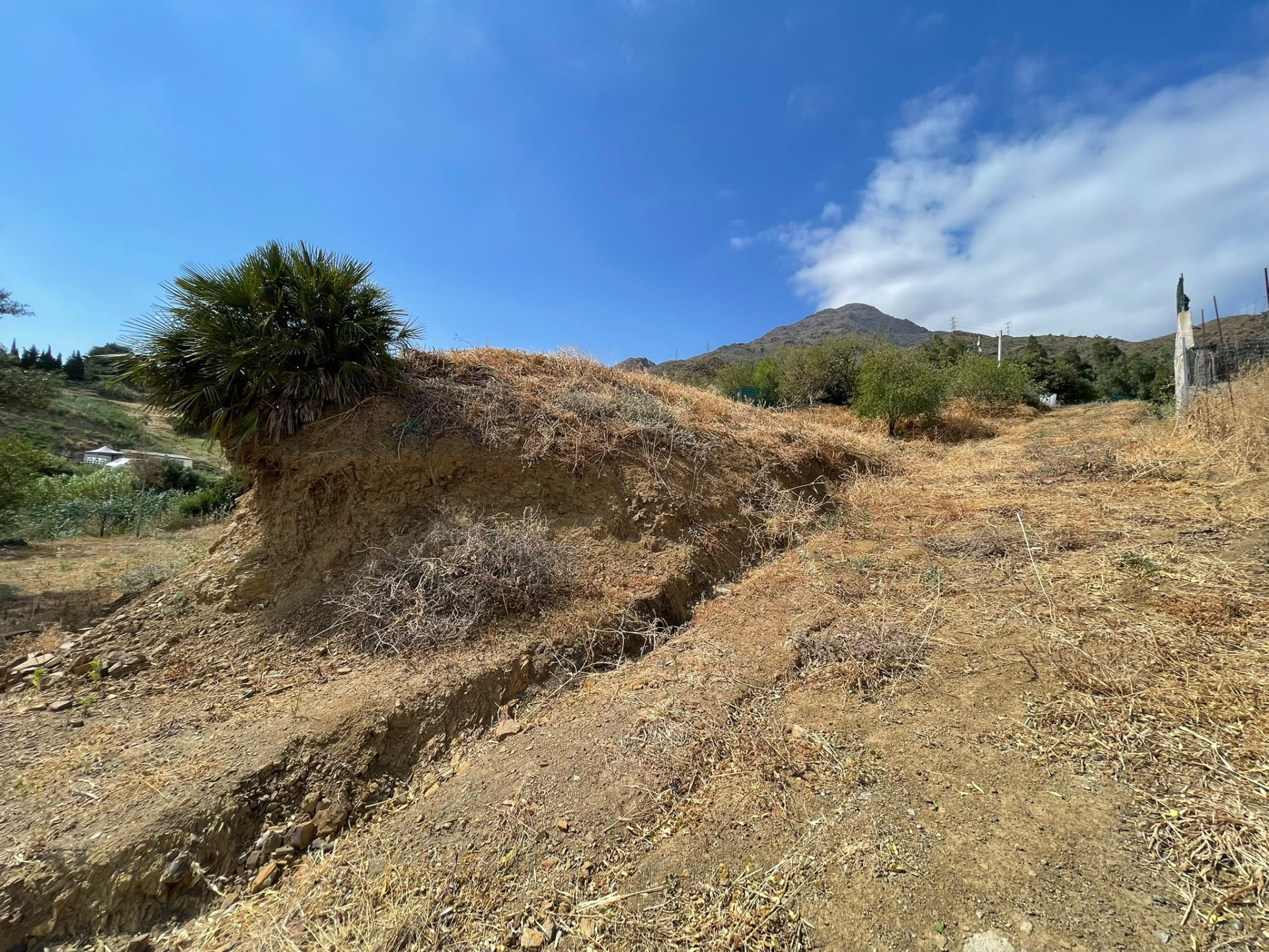 Plot in Altos de Estepona