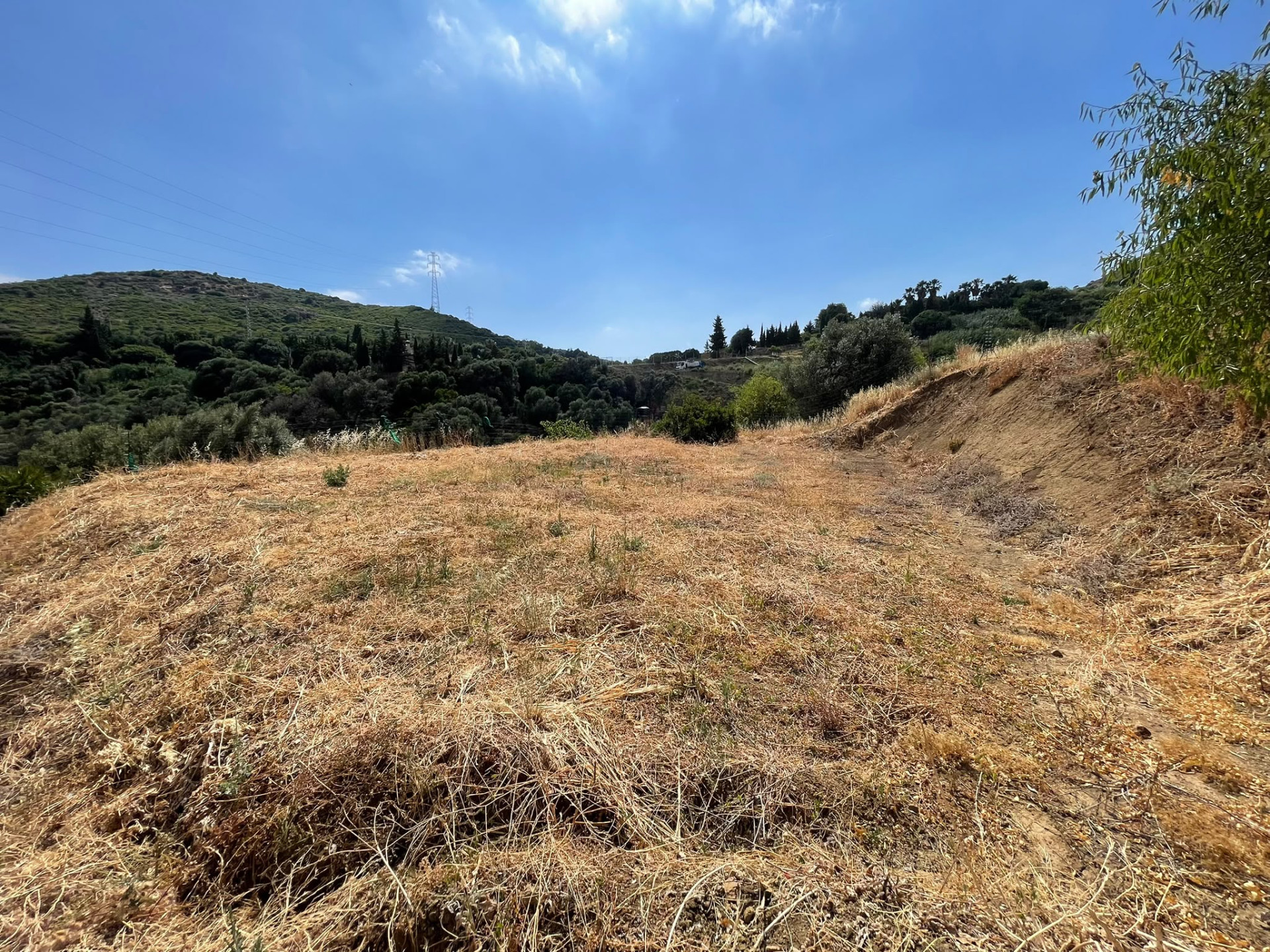 Plot in Altos de Estepona