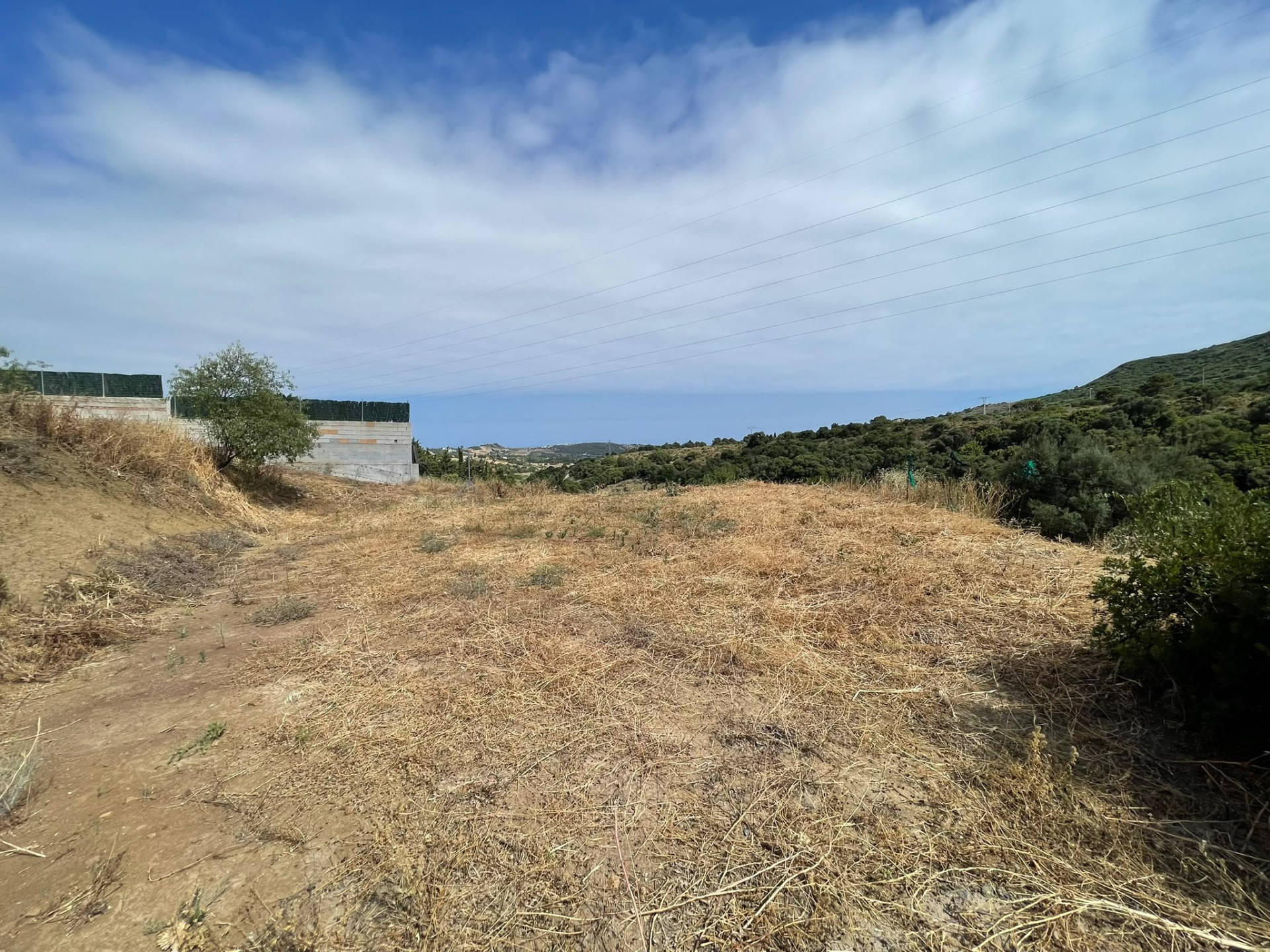 Plot in Altos de Estepona