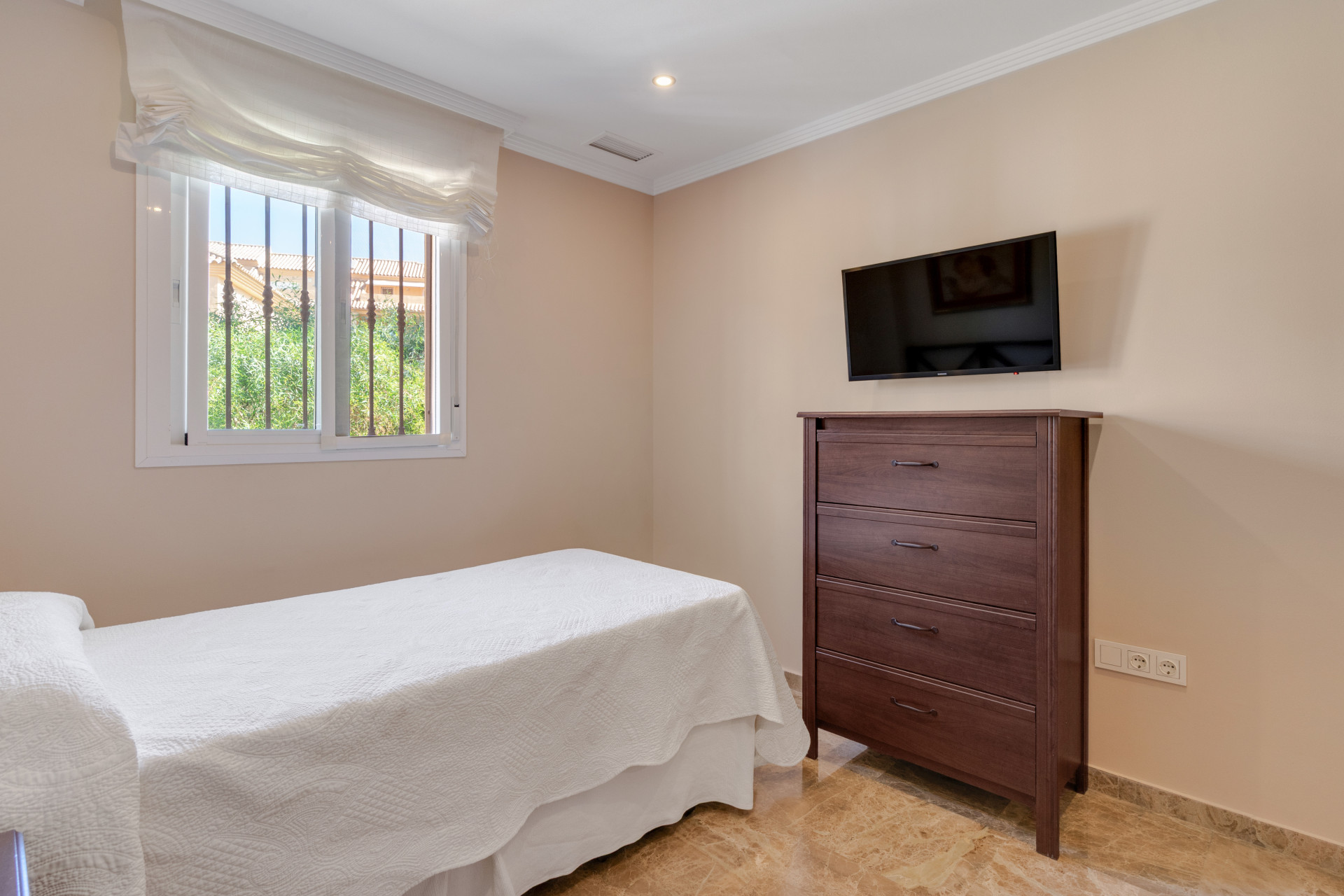 Semi Detached House in Estepona West