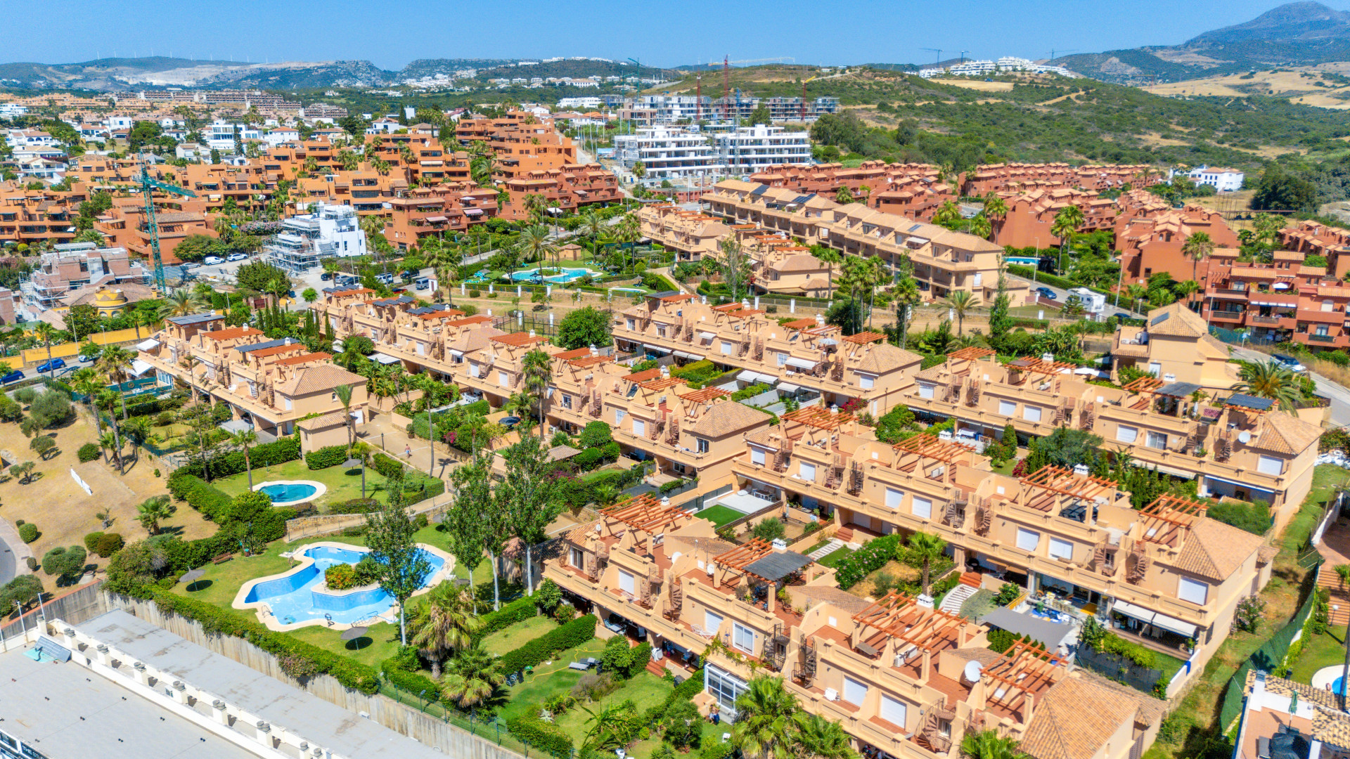 Semi Detached House in Estepona West