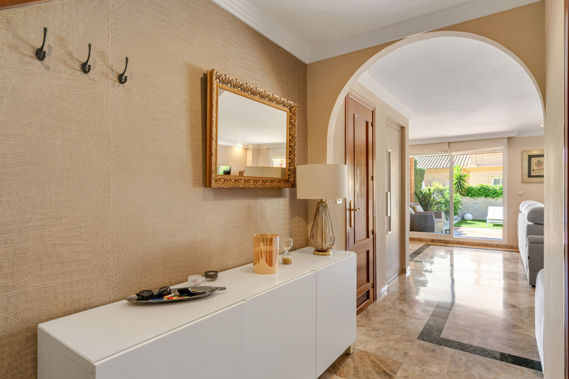 Semi Detached House in Estepona West