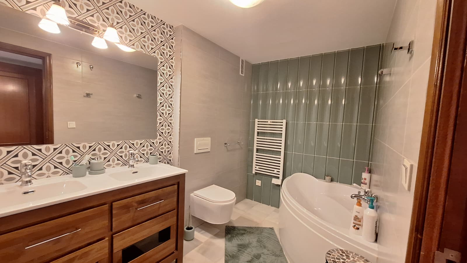 Apartment in Estepona West