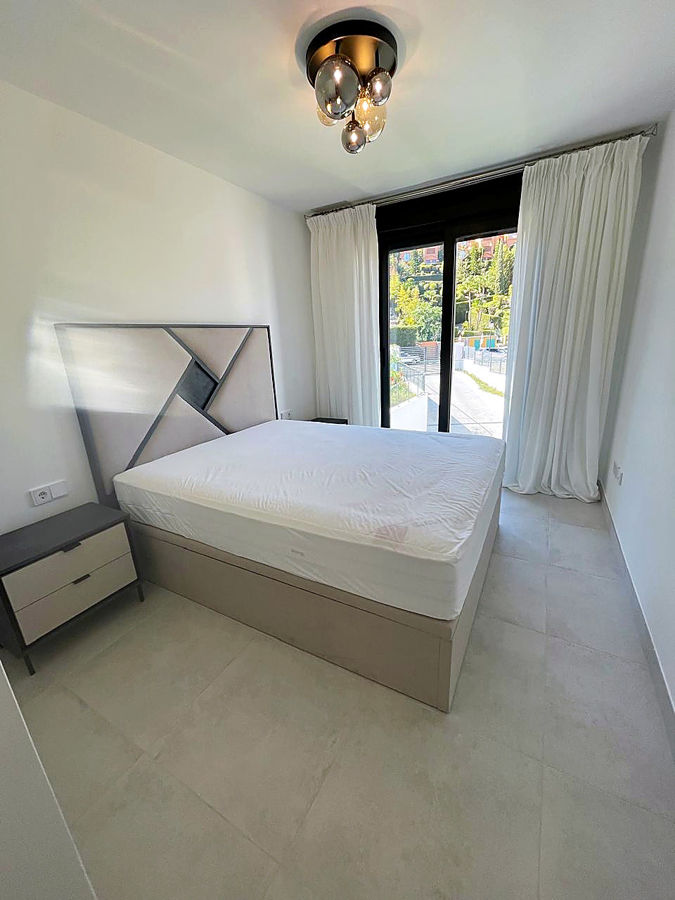 Apartment in Estepona East