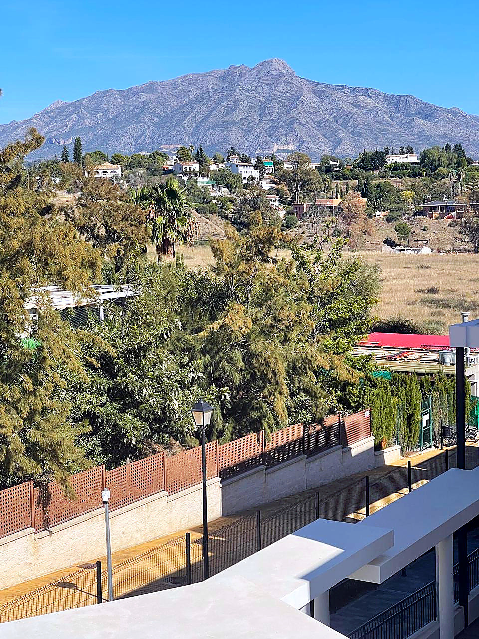 Apartment in Estepona East