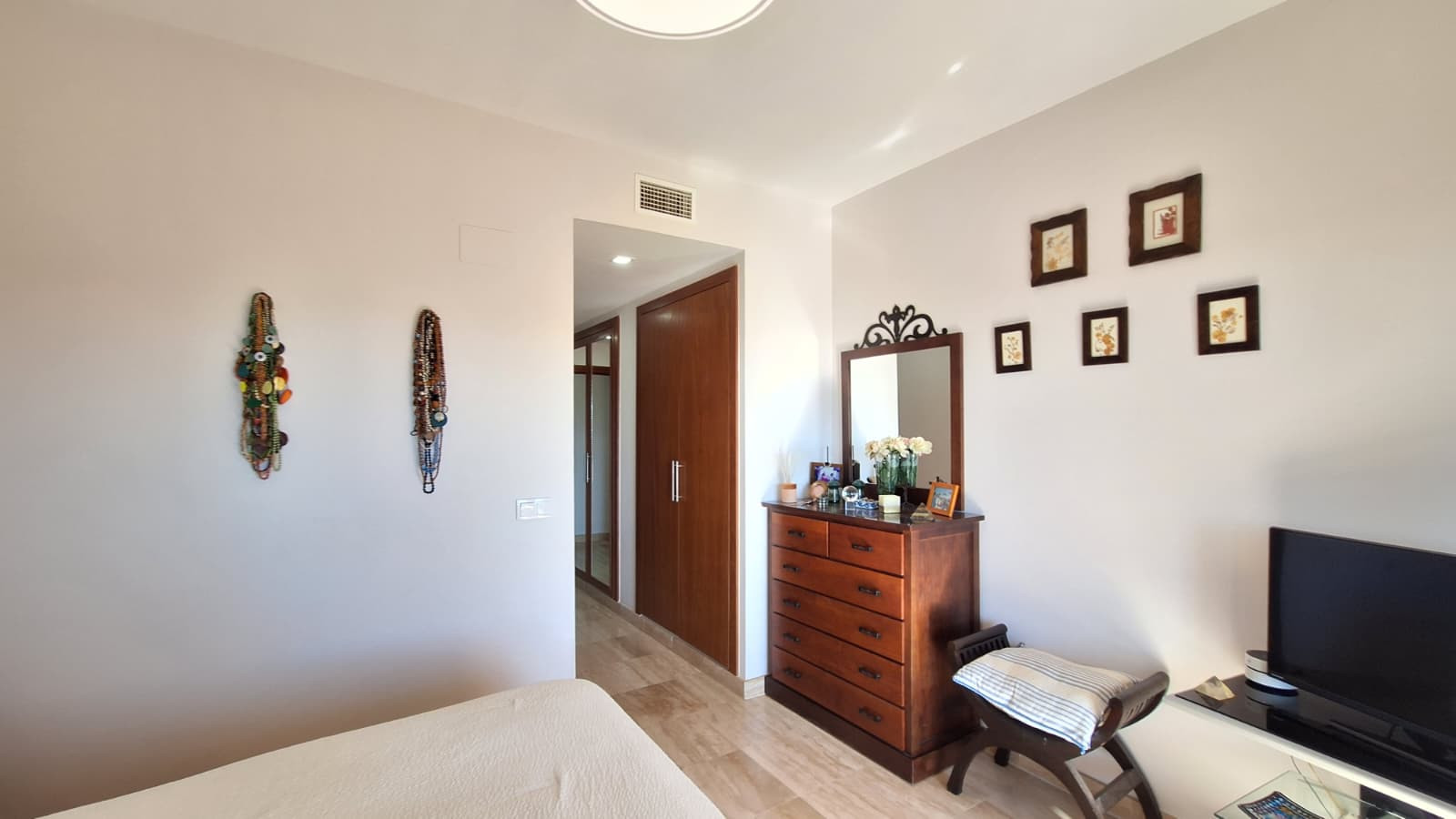 Apartment in Estepona West