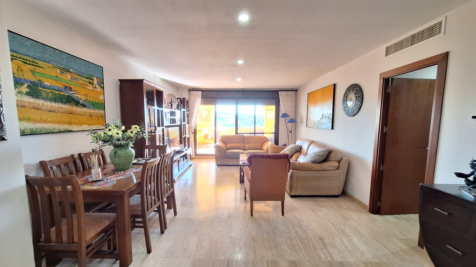 Apartment in Estepona West