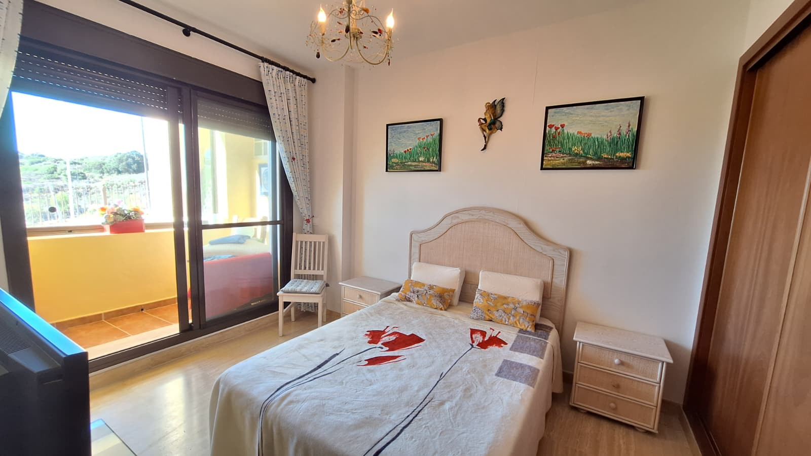Apartment in Estepona West