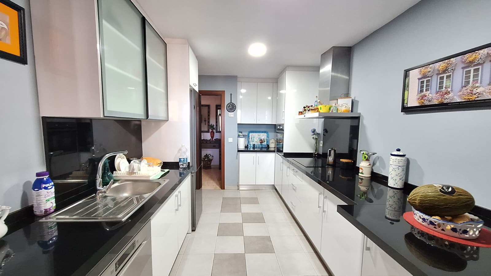 Apartment in Estepona West