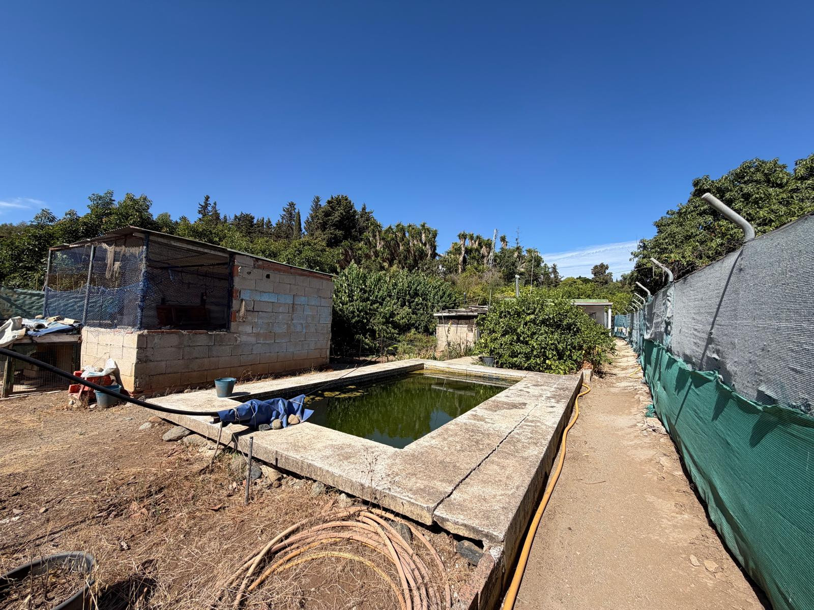 Plot in Estepona East