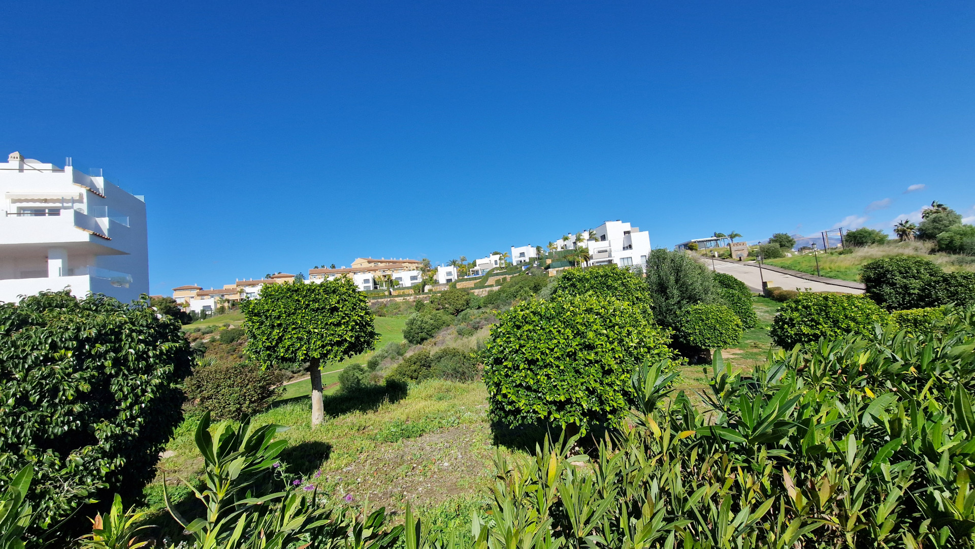 Plot in Estepona East