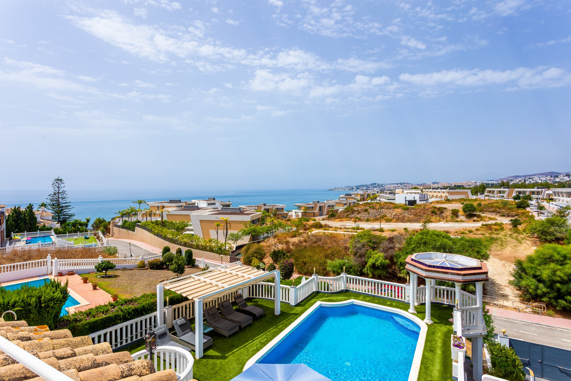 Villa in Malaga - view 1