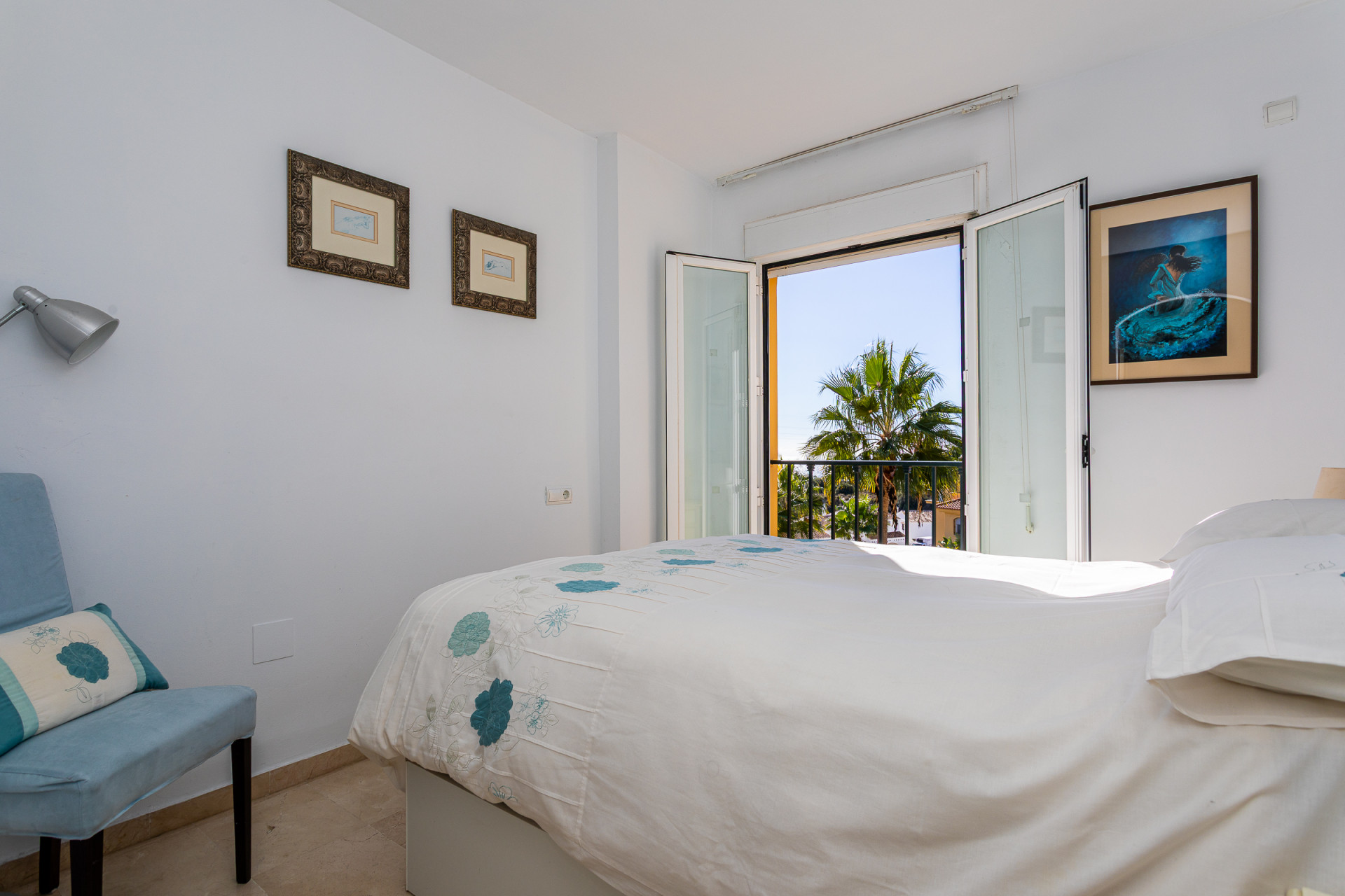 Apartment in Calla de Mijas - Image 4