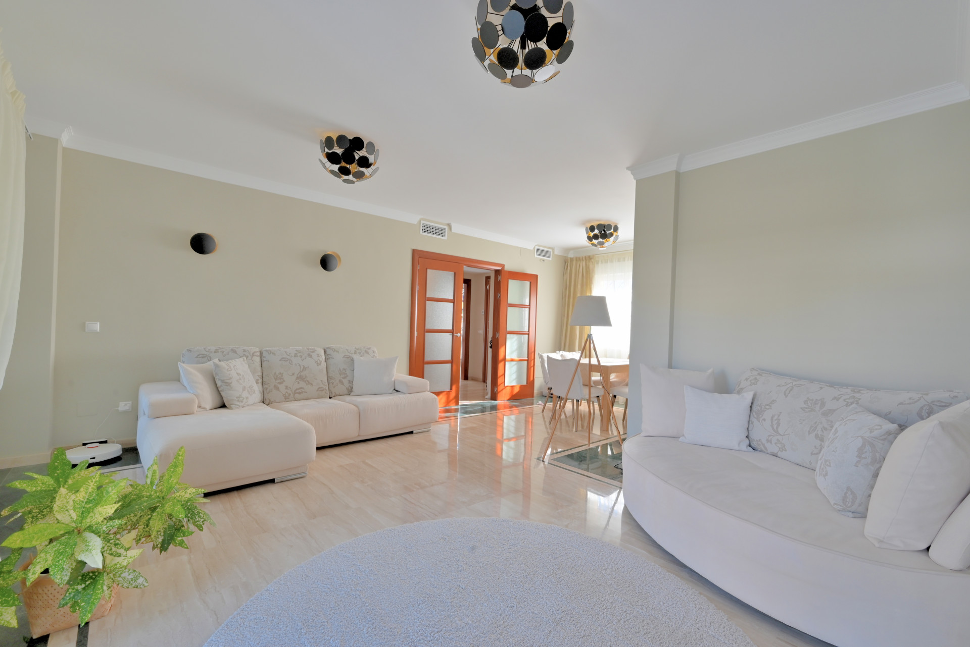 House in Sitio de Calahonda - Image 2