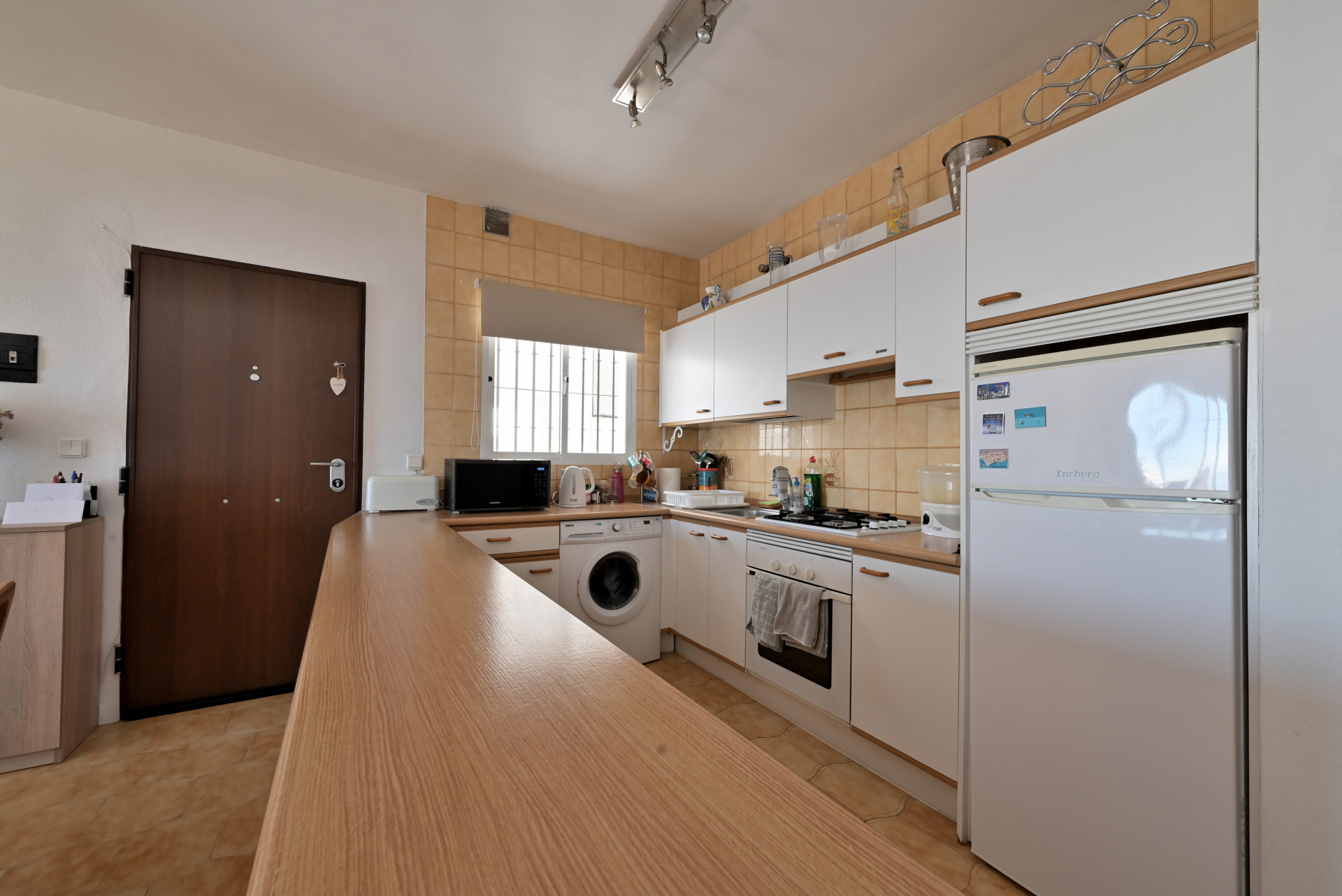 Apartment in Mijas Costa - Image 3