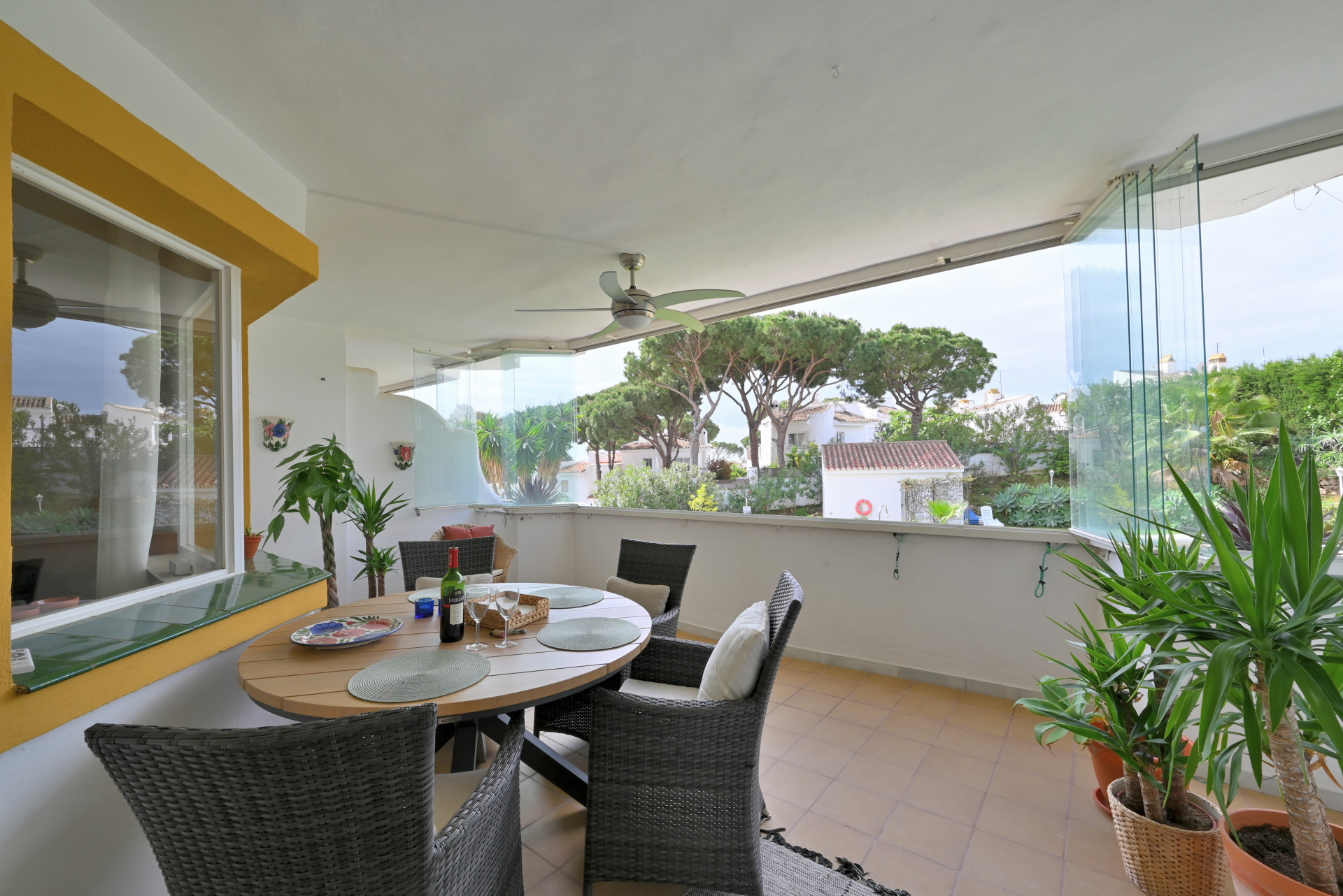 Apartment in Sitio de Calahonda - view 1