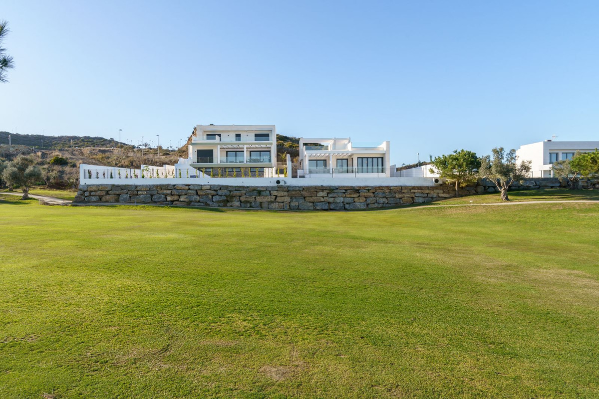 Frontline golf course villa within an exclusive development