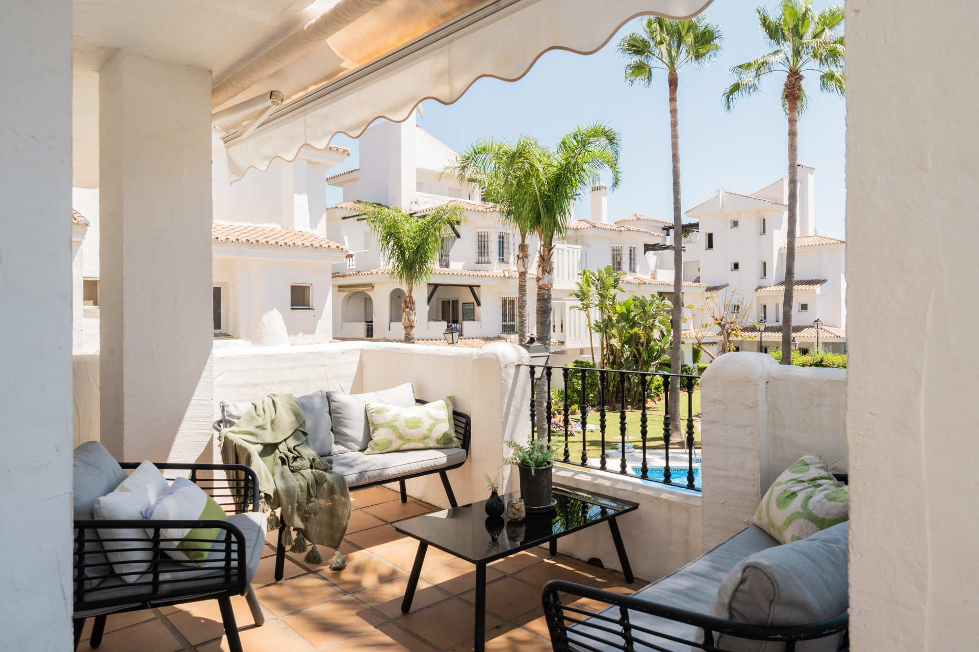 Lägenhet for sale in Los Naranjos de Marbella, Nueva Andalucia