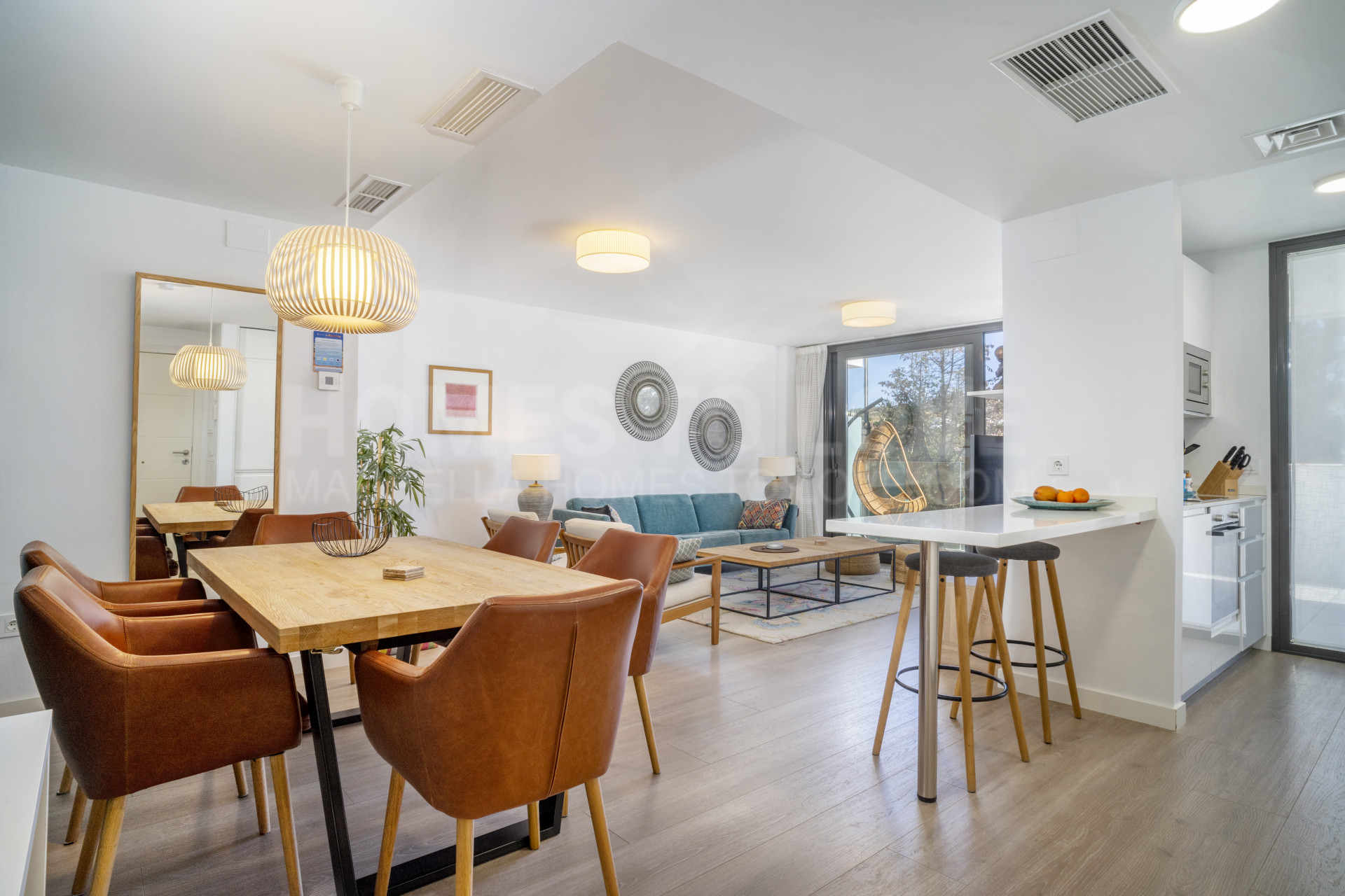Modern 3-Bedroom Apartment Frontline Golf in La Cala — Walk to Town, Beach & Amenities