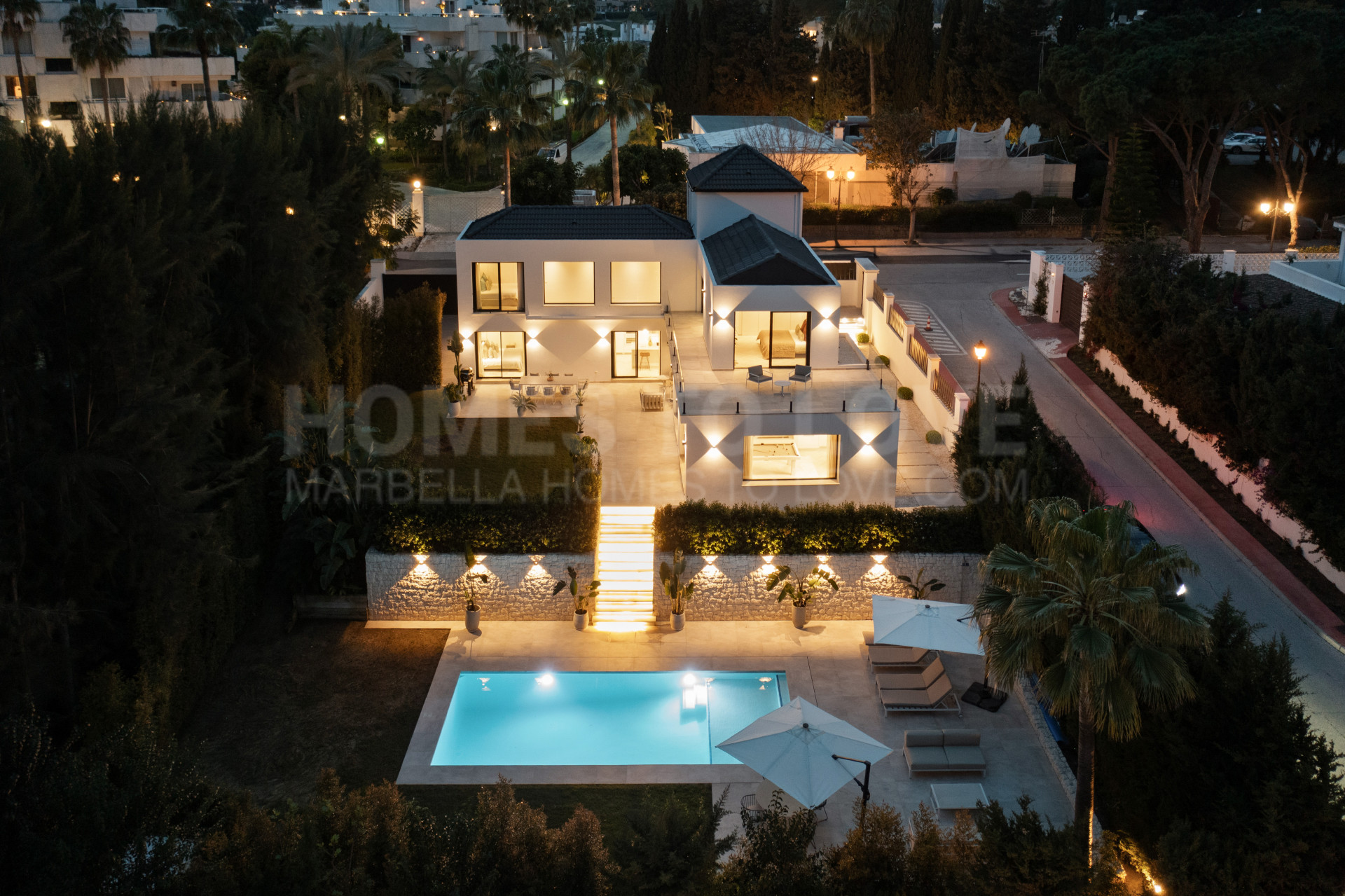 Villa en venta en Las Brisas, Nueva Andalucia