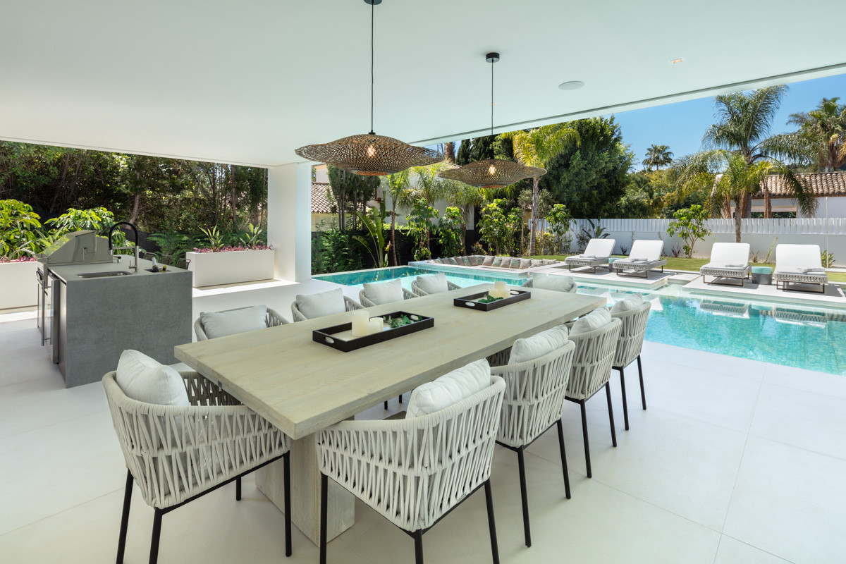 5-bedroom villa in Nueva Andalucia