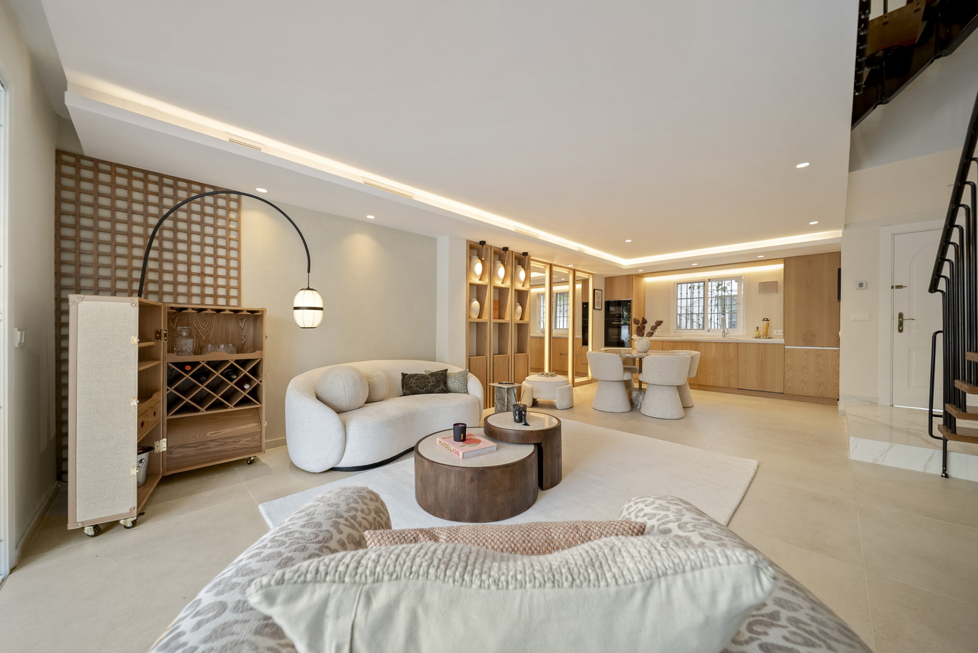 Luxury 3 bedroom townhouse 5 minutes walking to Puente Romano Golden Mile, Marbella