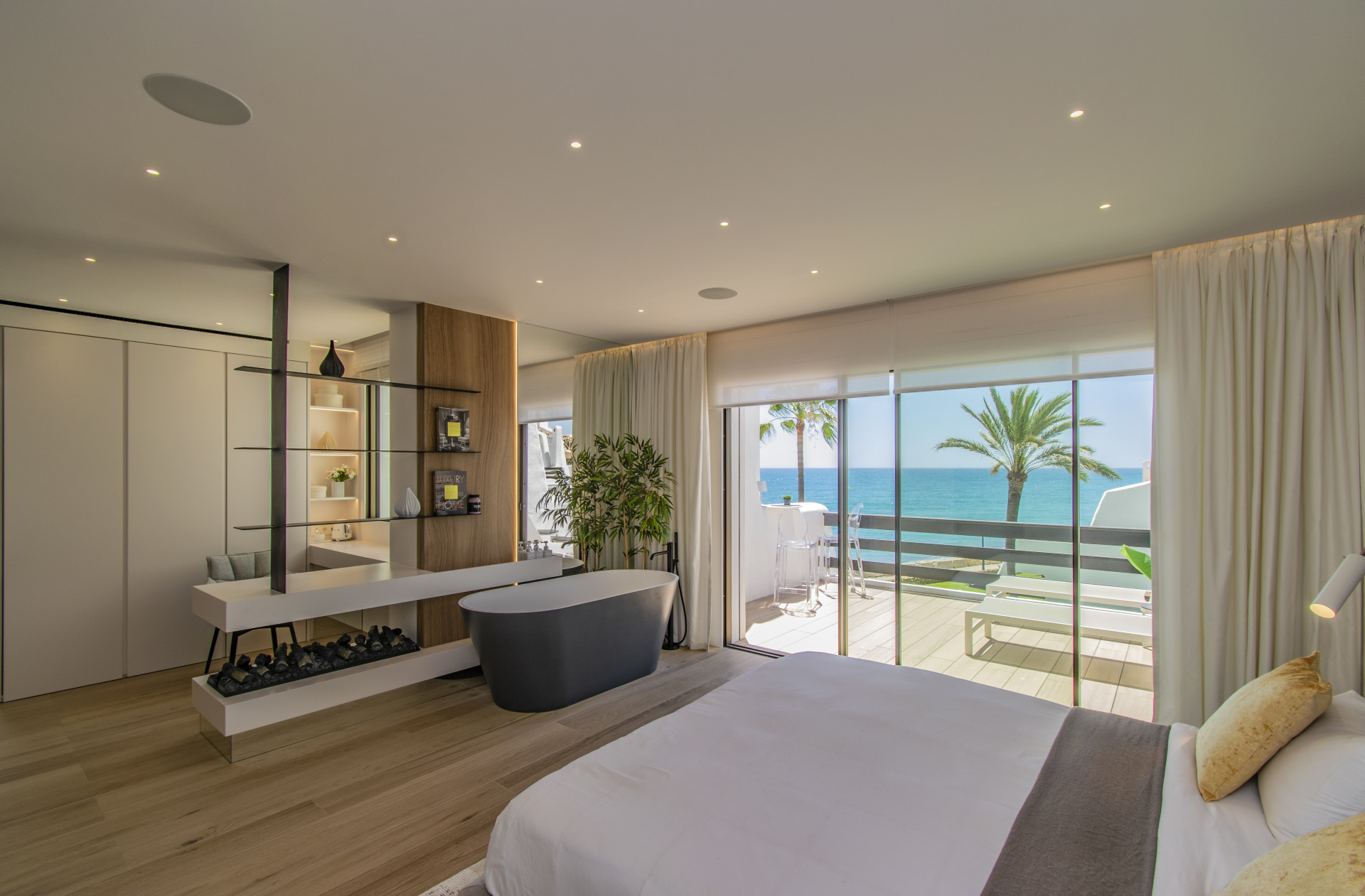 Luxury Beachfront Townhouse for Sale on the Golden Mile, Marbella with stunning sea views