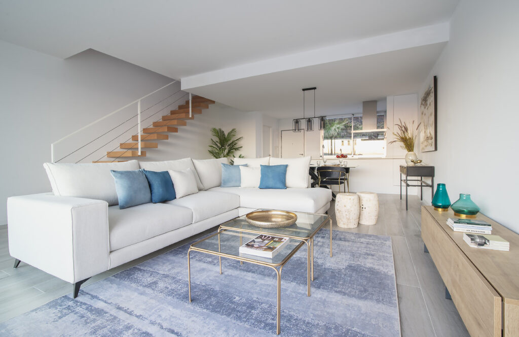 New build modern apartment for sale in Estepona East