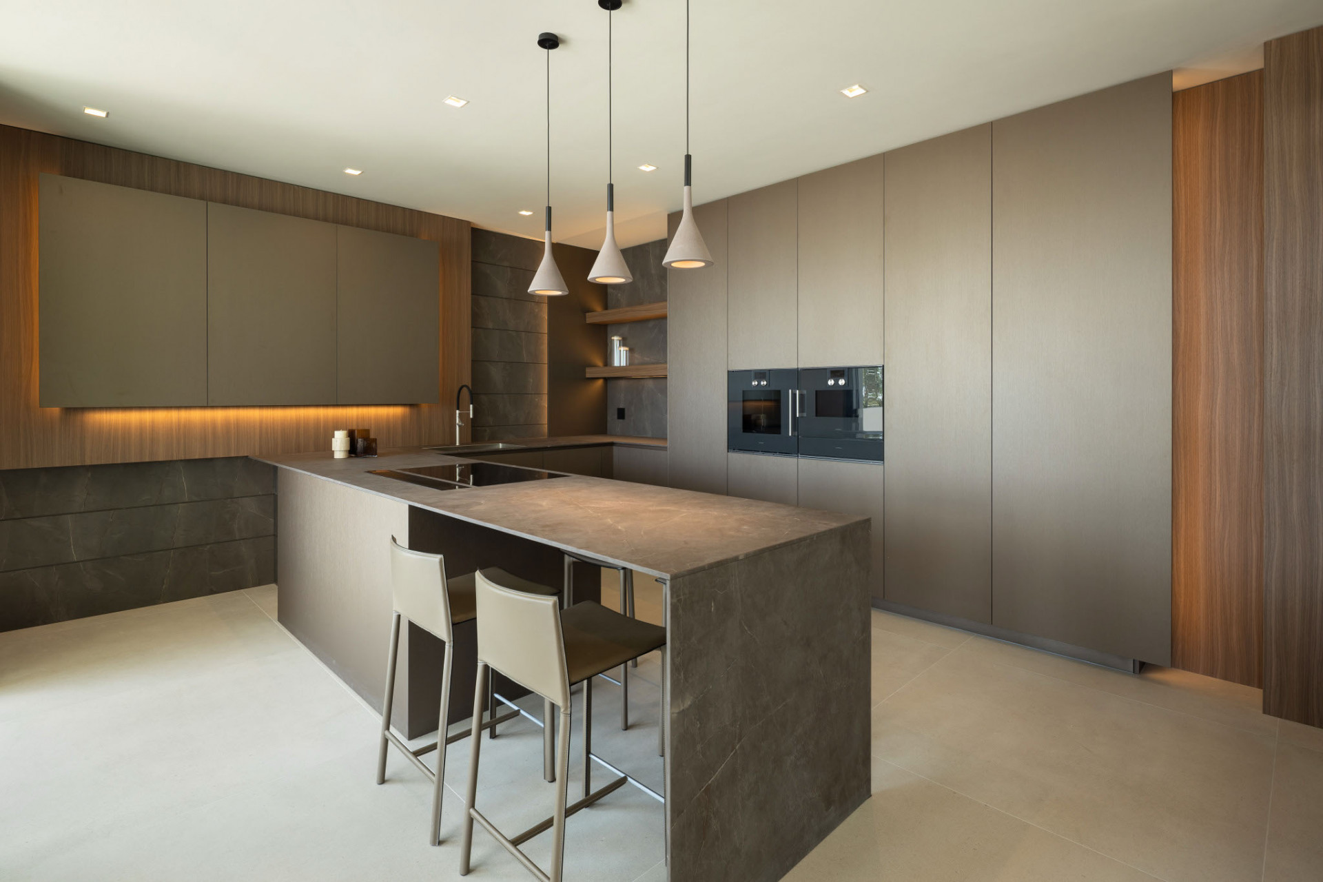 Luxury modern villa for sale in Los Flamingos, Benahavís