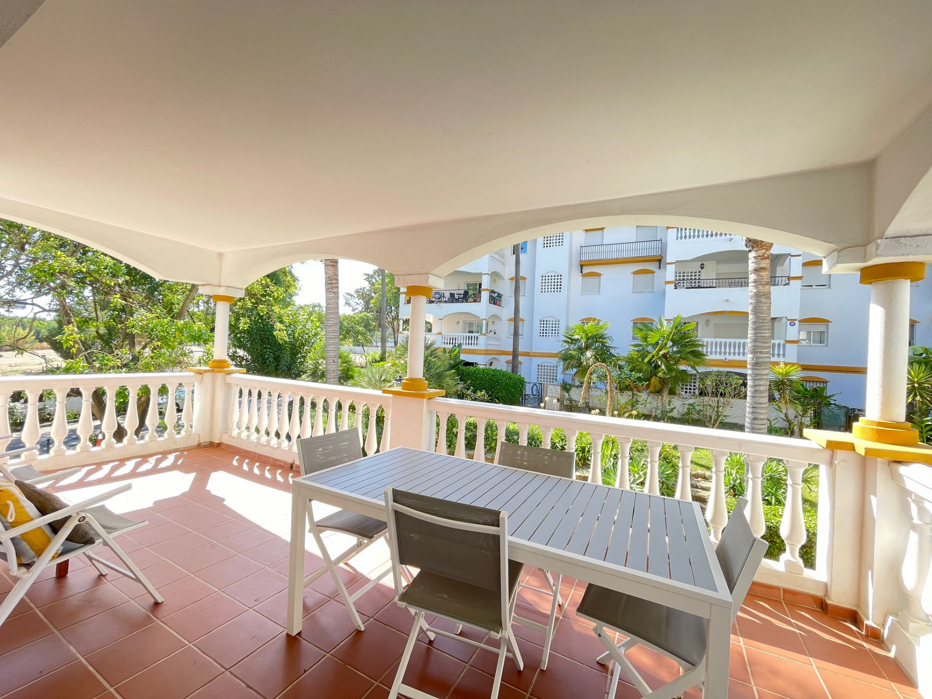 Charming 2-Bedroom Apartment for Rent in Dama de Noche