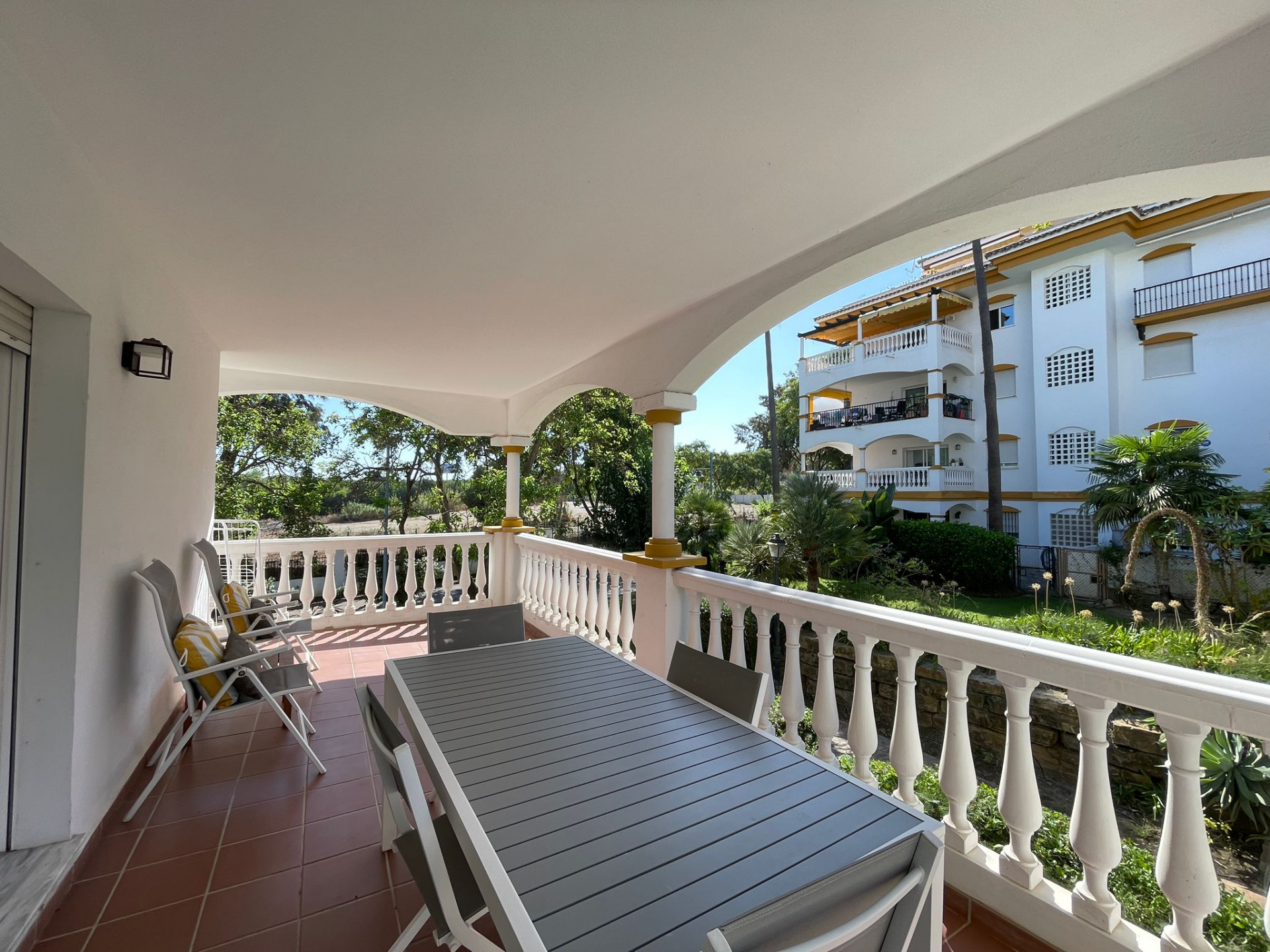 Charming 2-Bedroom Apartment for Rent in Dama de Noche