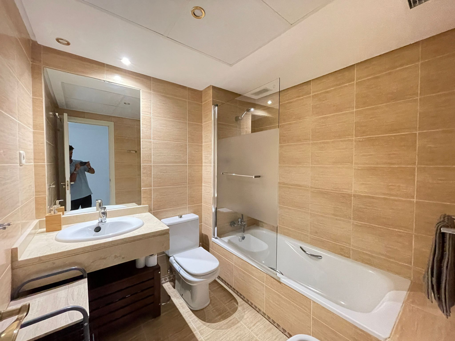 Charming 2-Bedroom Apartment for Rent in Dama de Noche