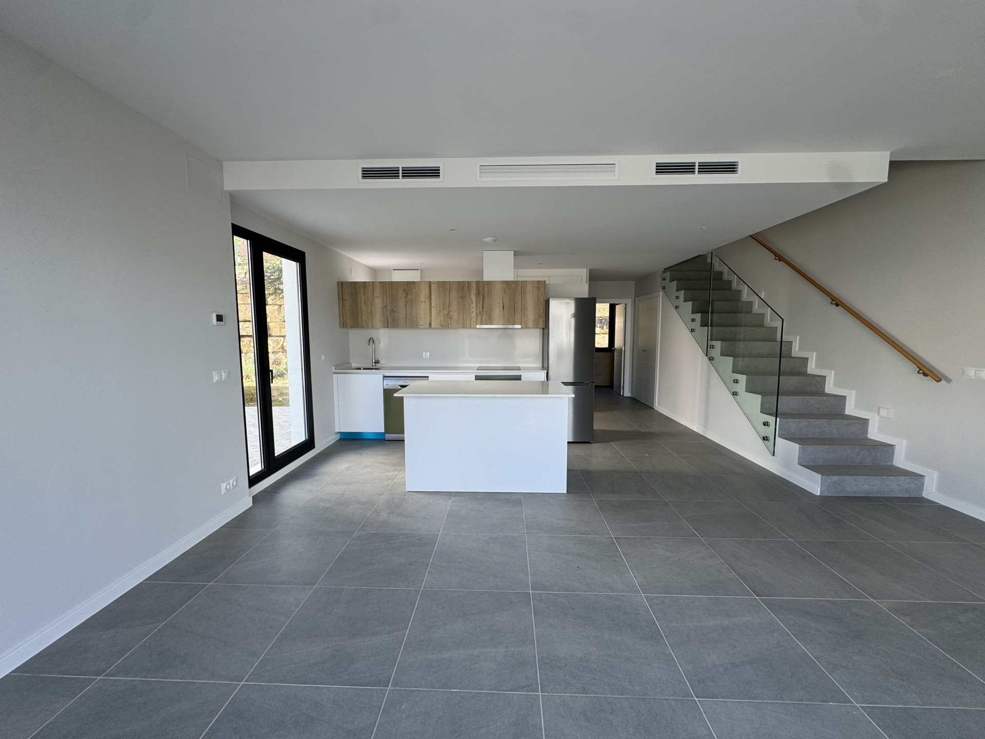 Modern 4 bedroom semi detached villa in Riviera del Sol, Mijas