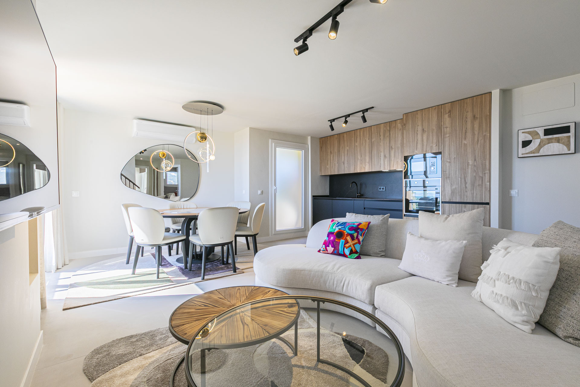 Modern duplex penthouse for sale in Nueva Andalucia, Marbella.