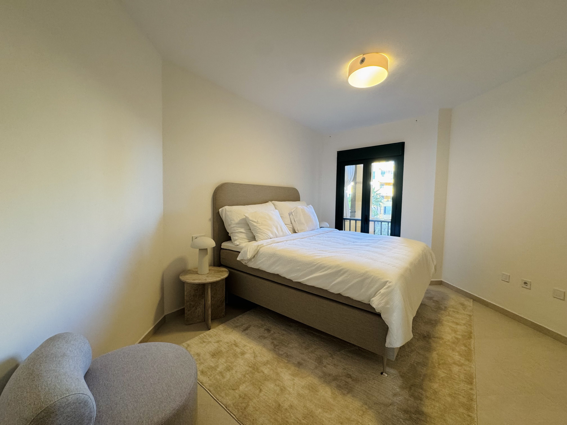 Luxury apartment in San Pedro beachside