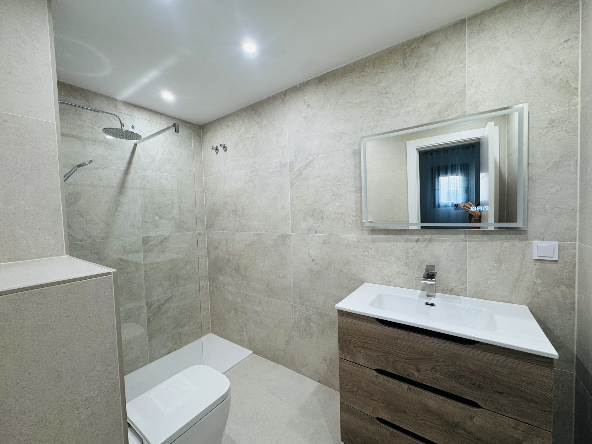 Luxury apartment in San Pedro beachside