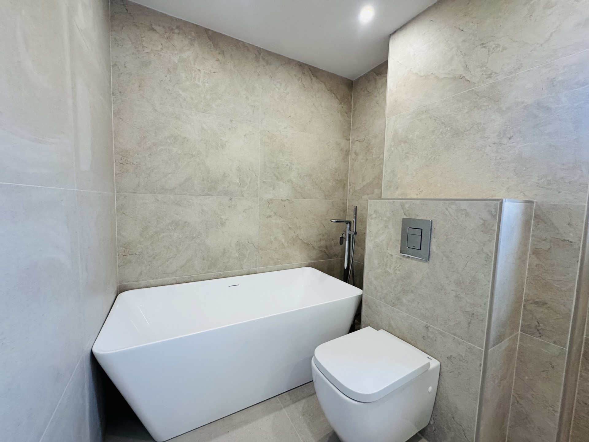 Luxury apartment in San Pedro beachside