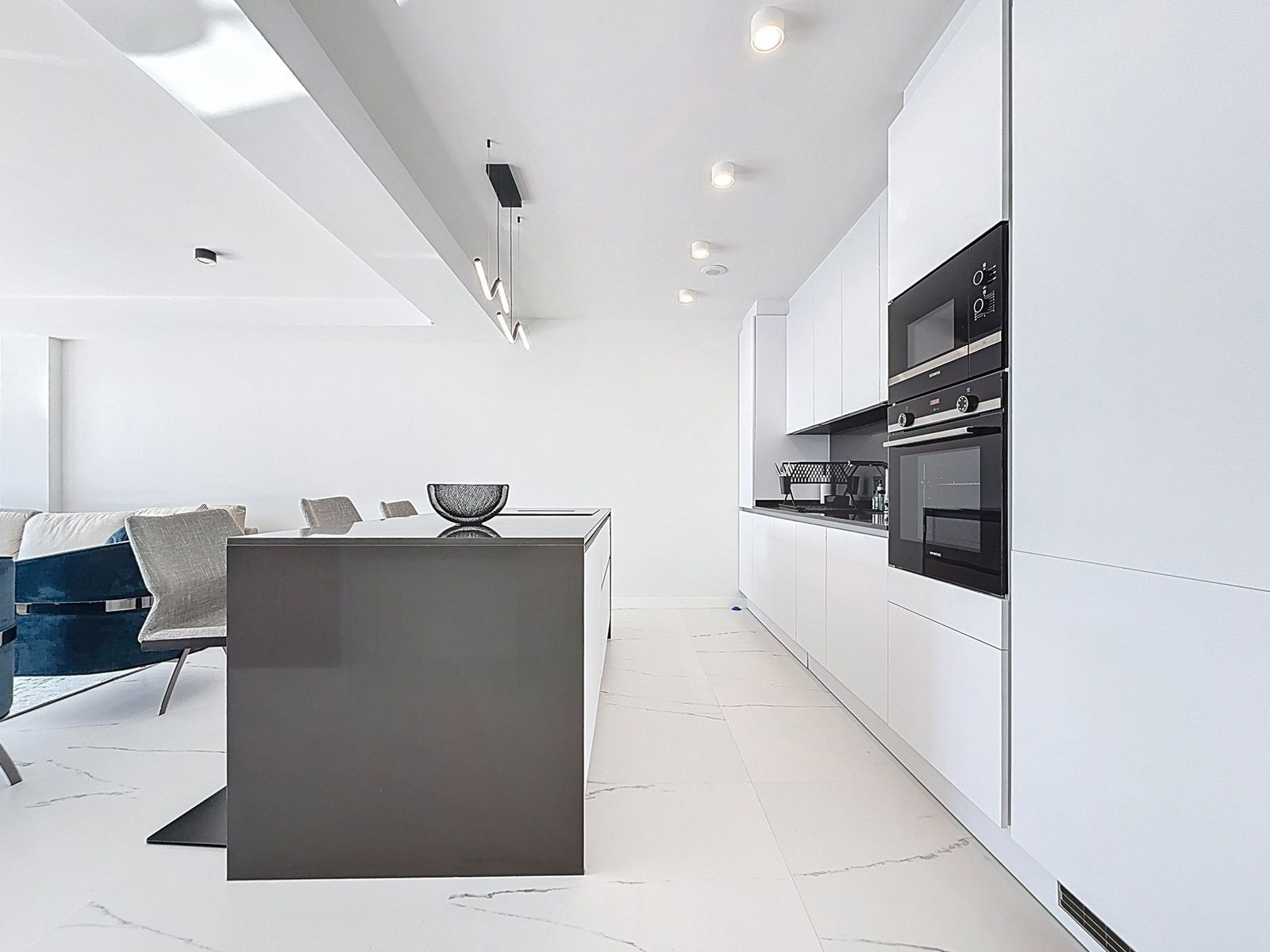 Apartamento de 2 dormitorios con vista al mar impresionante