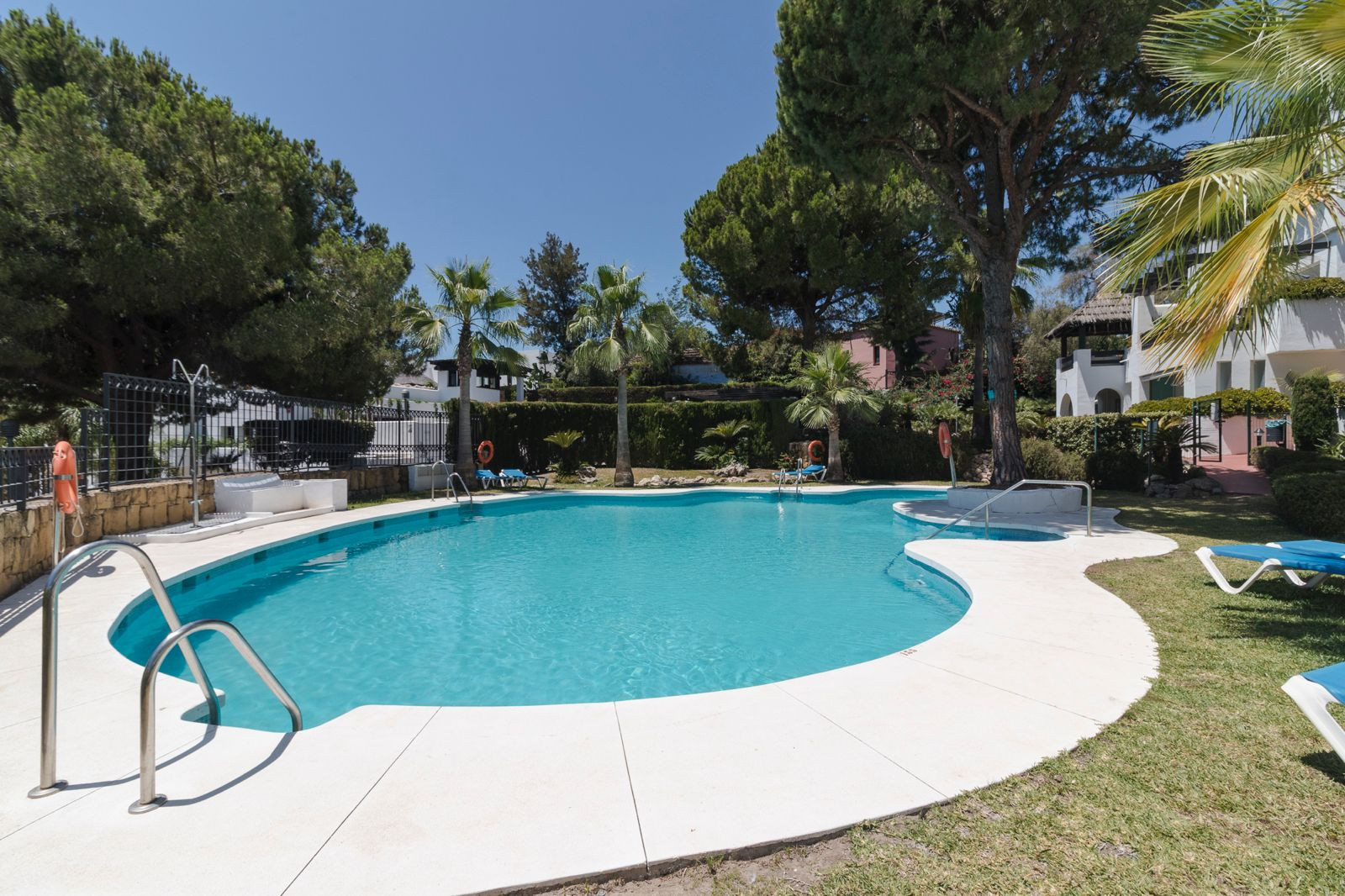 3-Bedroom Apartment in Park Club Suites, Rio Real, Marbella