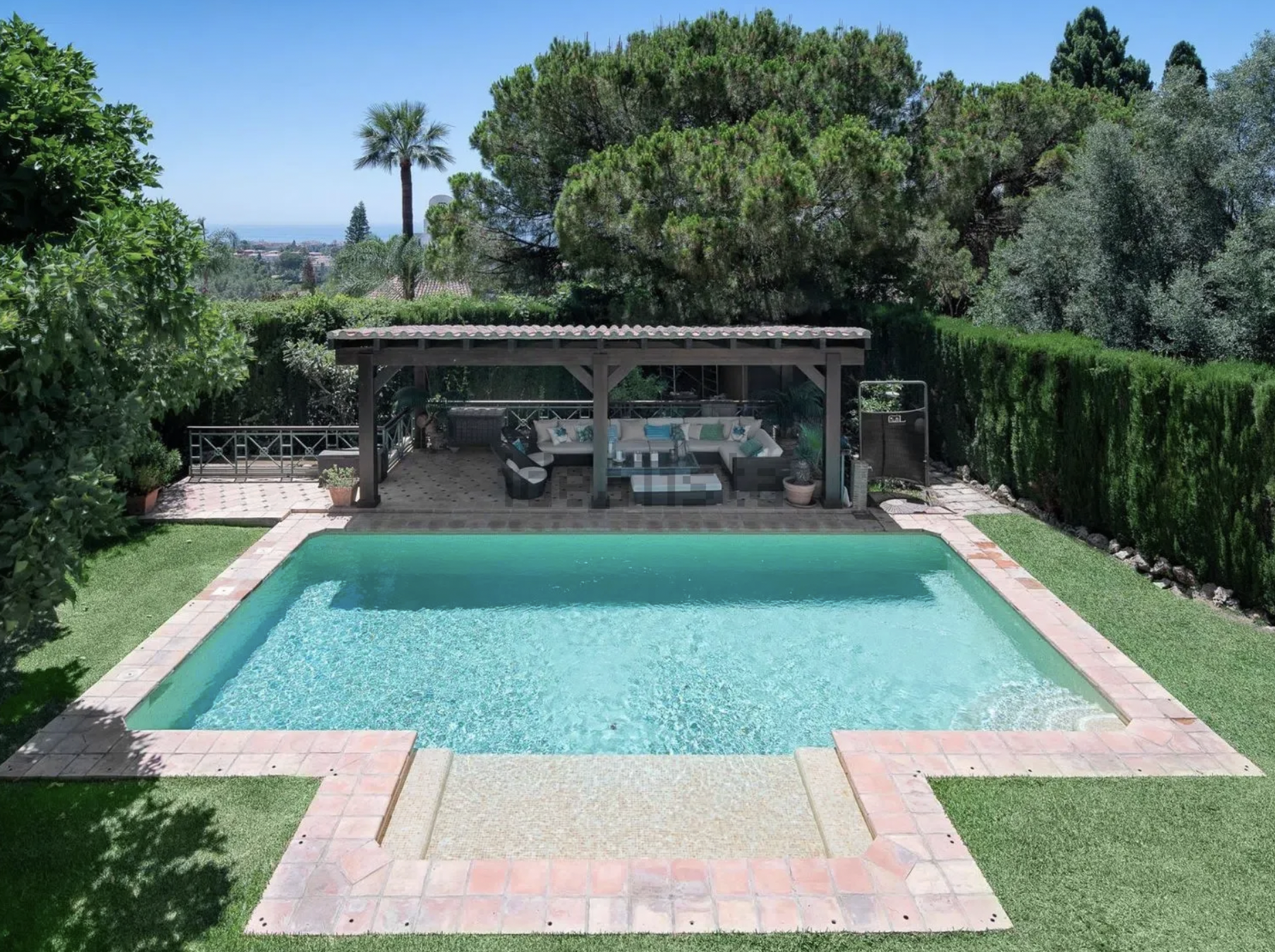 5-Bedroom Villa in Sierra Blanca, Marbella