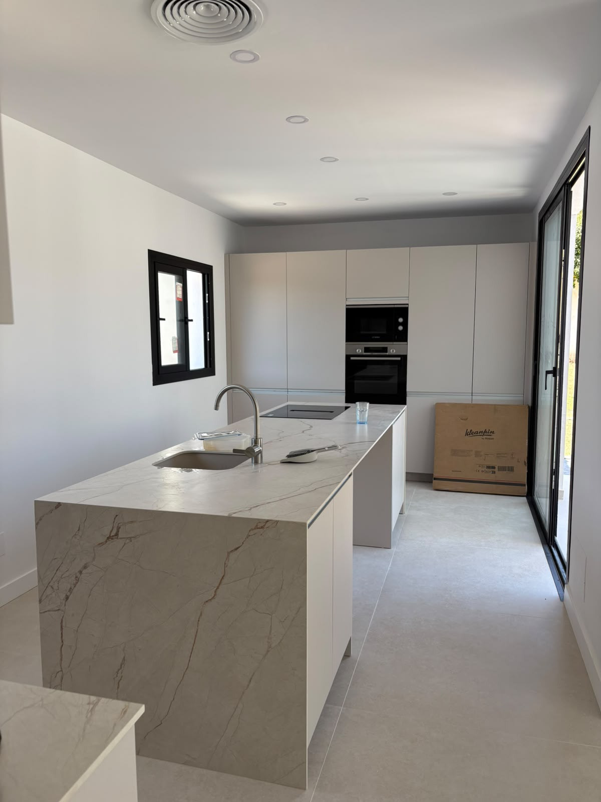 4-Bedroom Villa in Marbella Country Club, Marbella