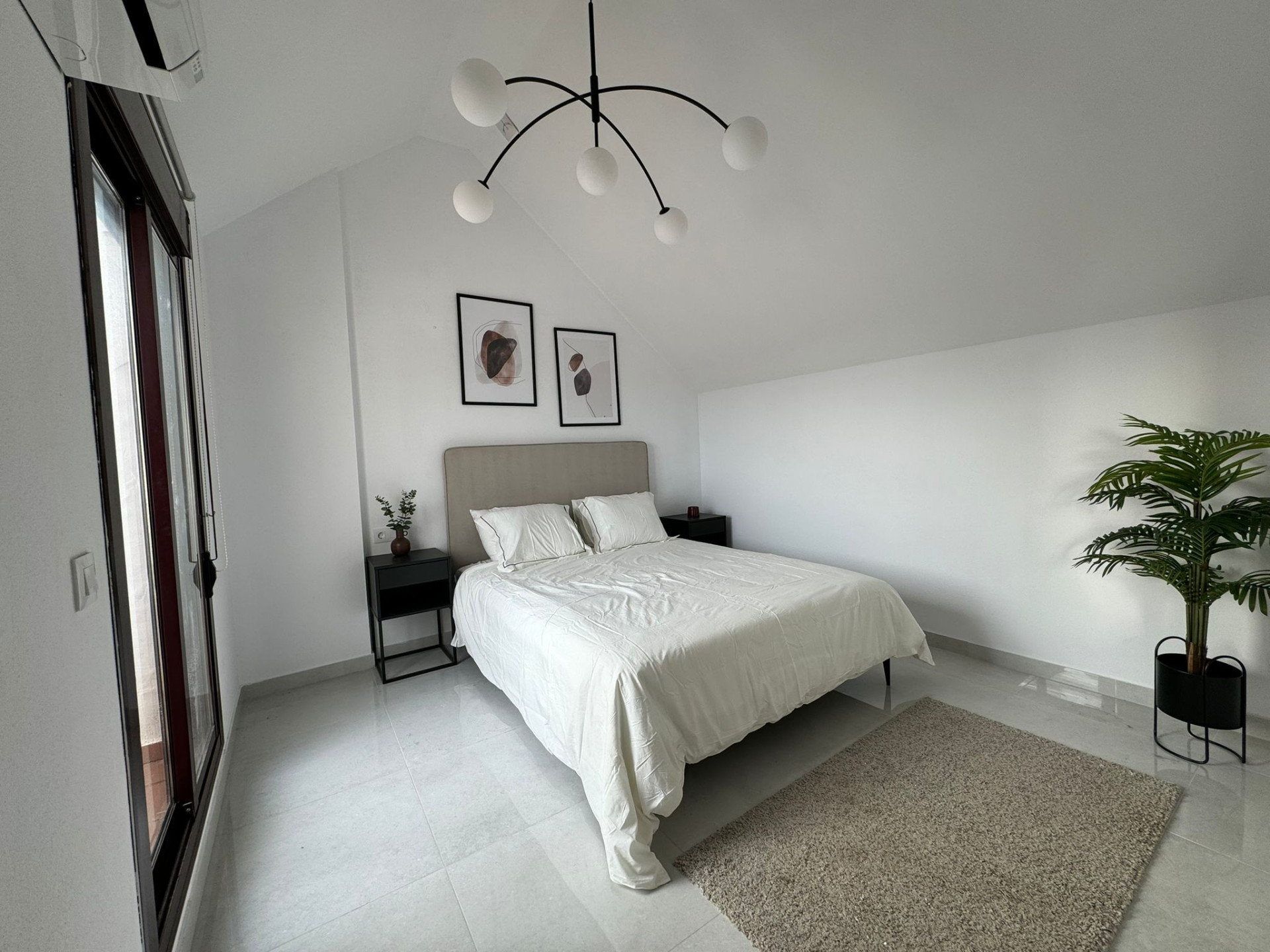 Duplex Apartment in La Maestranza, Nueva Andalucía